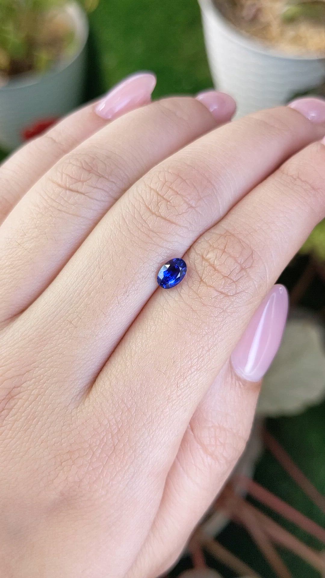 0.82 Ct. Purplish Blue Sapphire from Ceylon (Sri Lanka) Size Video