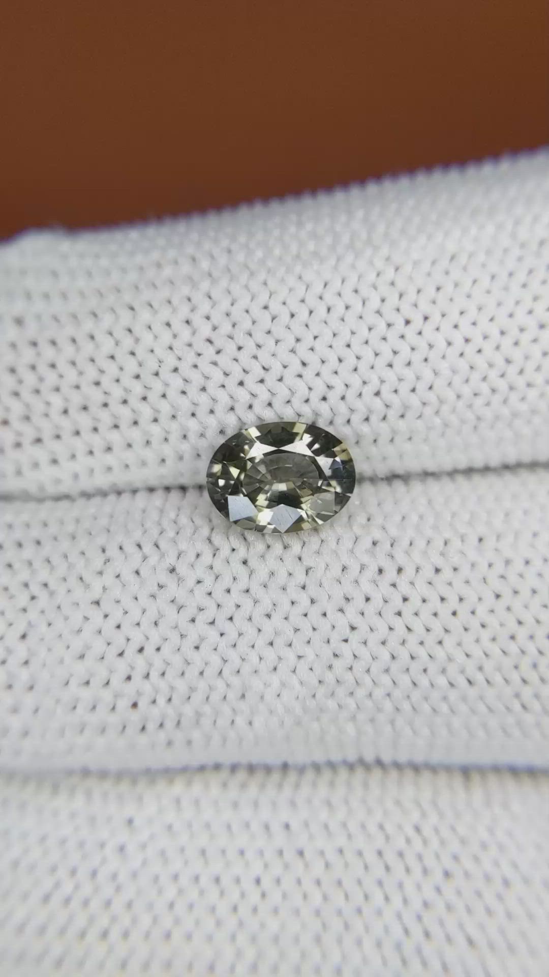 1.37 Ct. Yellowish Green Sapphire from Ceylon (Sri Lanka) Size Video