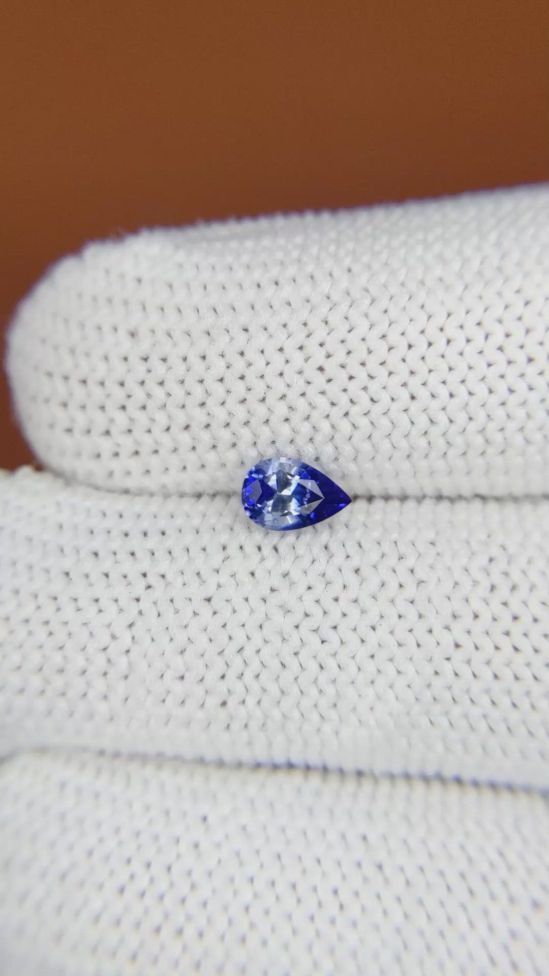 0.50 Ct. Bi Color / Parti Sapphire from Ceylon (Sri Lanka) Size Video