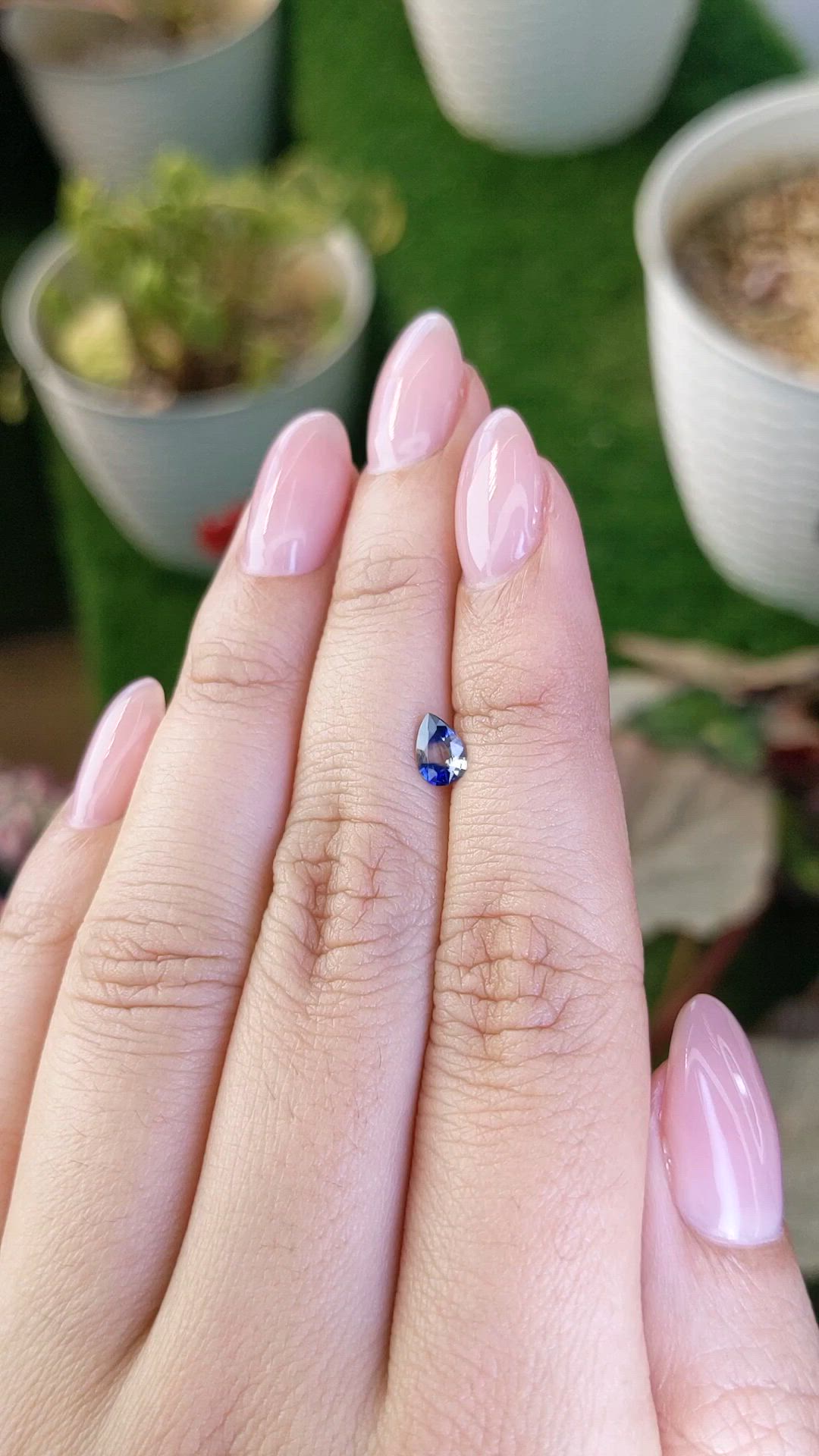 0.51 Ct. Bi Color / Parti Sapphire from Ceylon (Sri Lanka) Size Video