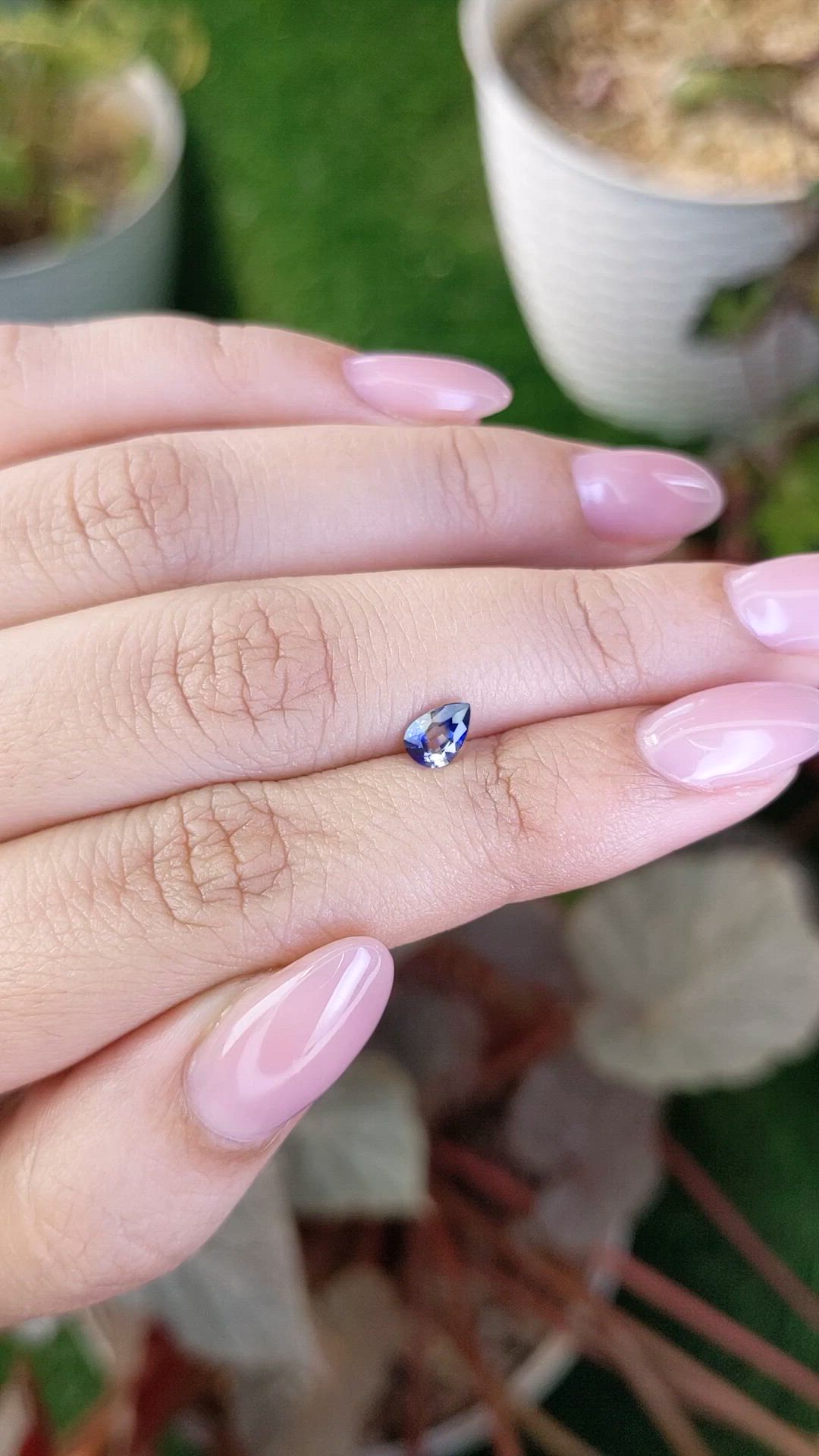 0.51 Ct. Bi Color / Parti Sapphire from Ceylon (Sri Lanka) Size Video