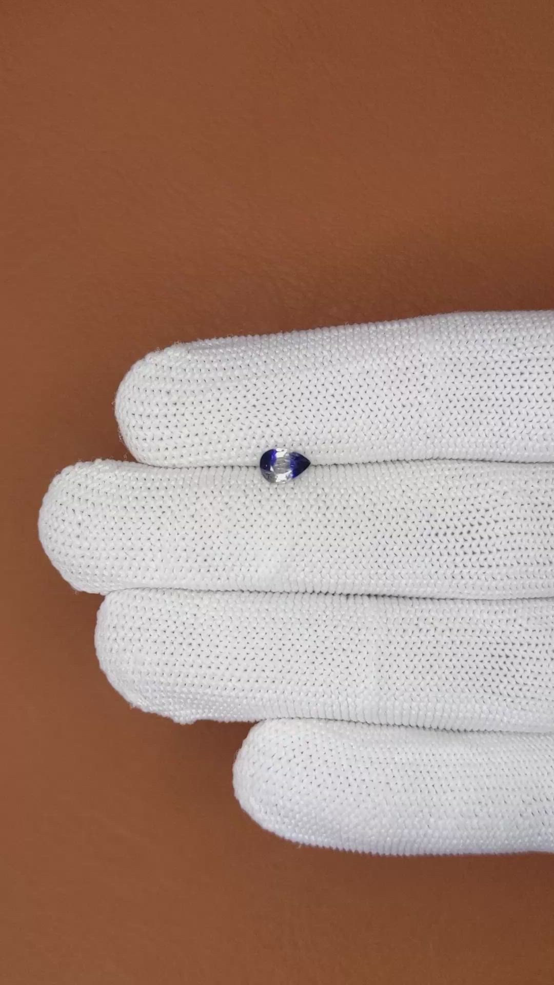 0.51 Ct. Bi Color / Parti Sapphire from Ceylon (Sri Lanka) Size Video