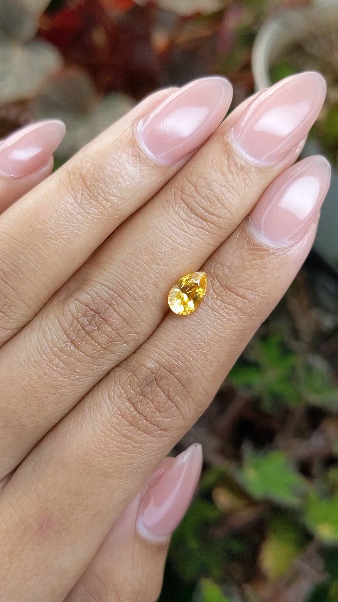 1.32 Ct. Yellow Sapphire from Ceylon (Sri Lanka) Size Video