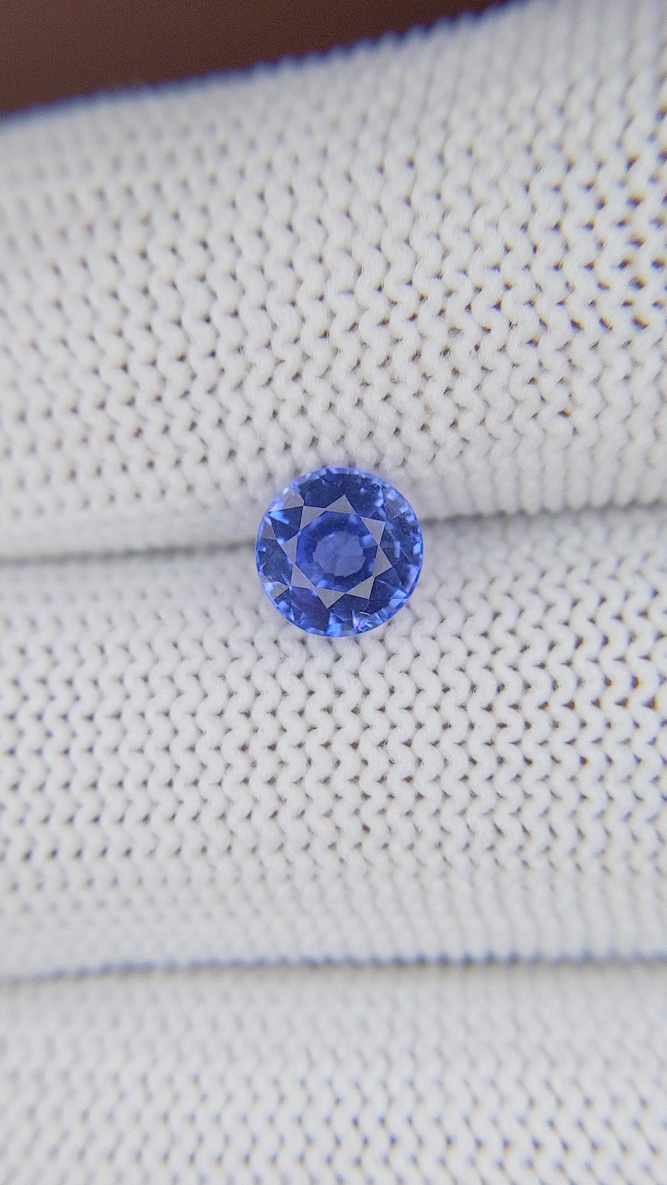 1.21 Ct. Blue Sapphire from Ceylon (Sri Lanka) Size Video