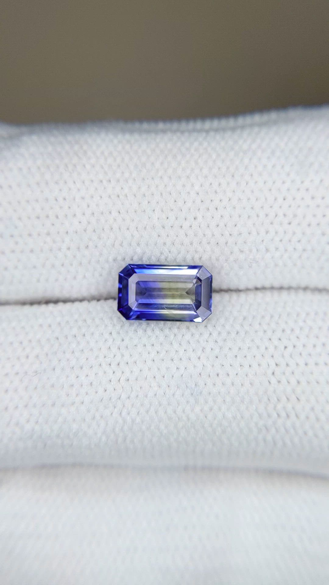 1.64 Ct. Bi Color / Parti Sapphire from Ceylon (Sri Lanka) Size Video