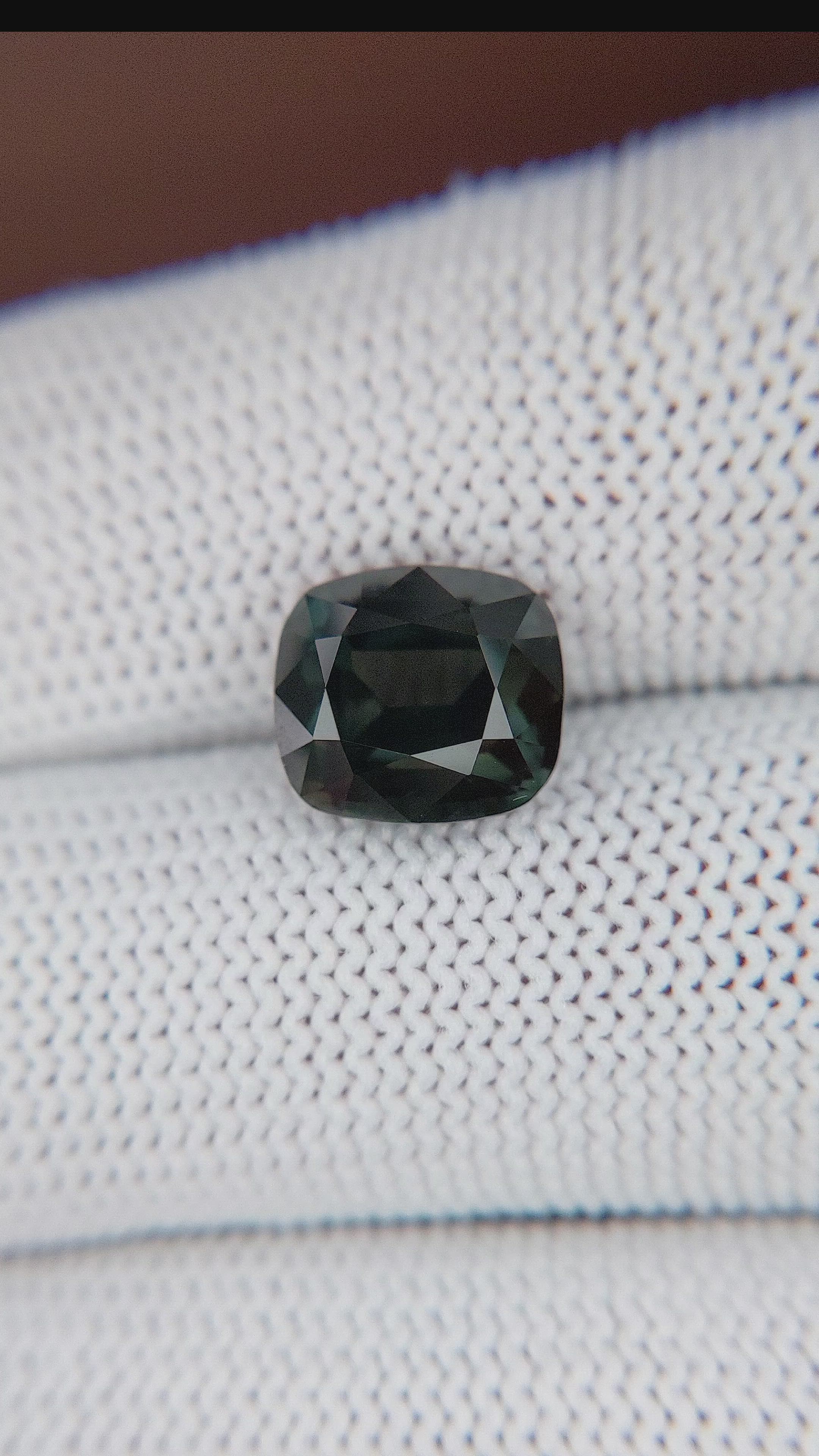 5.03 Ct. Color Change Sapphire from Ceylon (Sri Lanka) Size Video