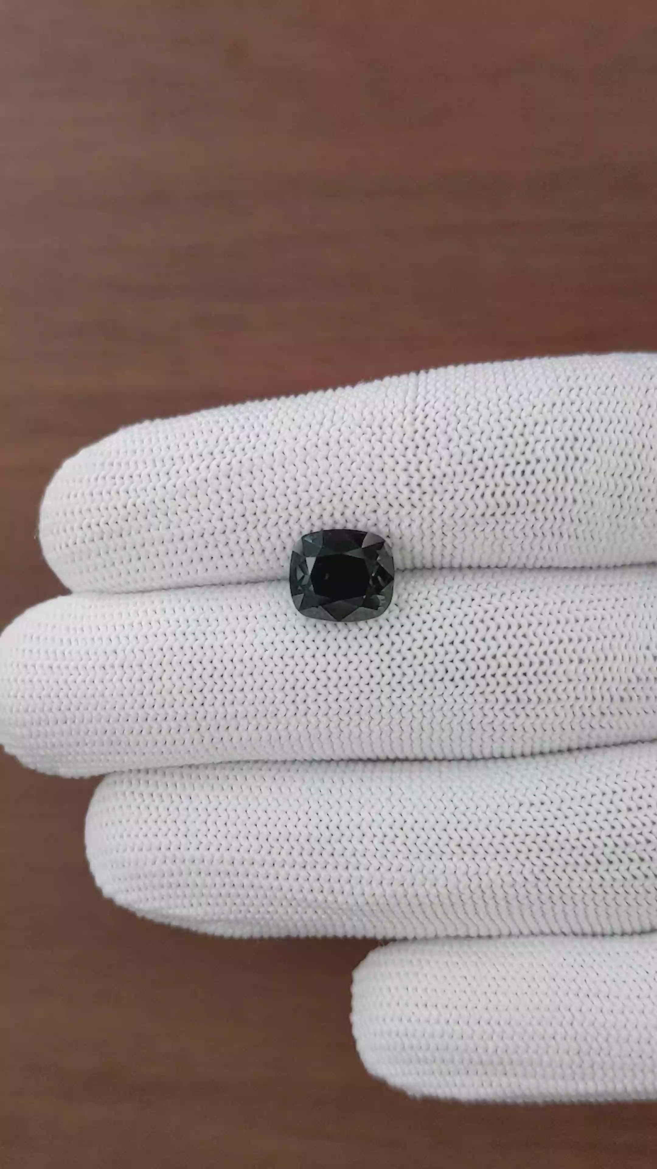 5.03 Ct. Color Change Sapphire from Ceylon (Sri Lanka) Size Video