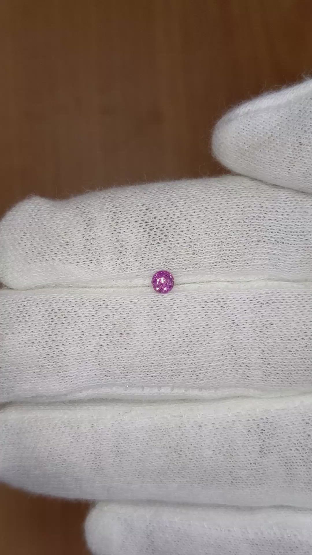 0.21 Ct. Pink Sapphire from Ceylon (Sri Lanka) Size Video