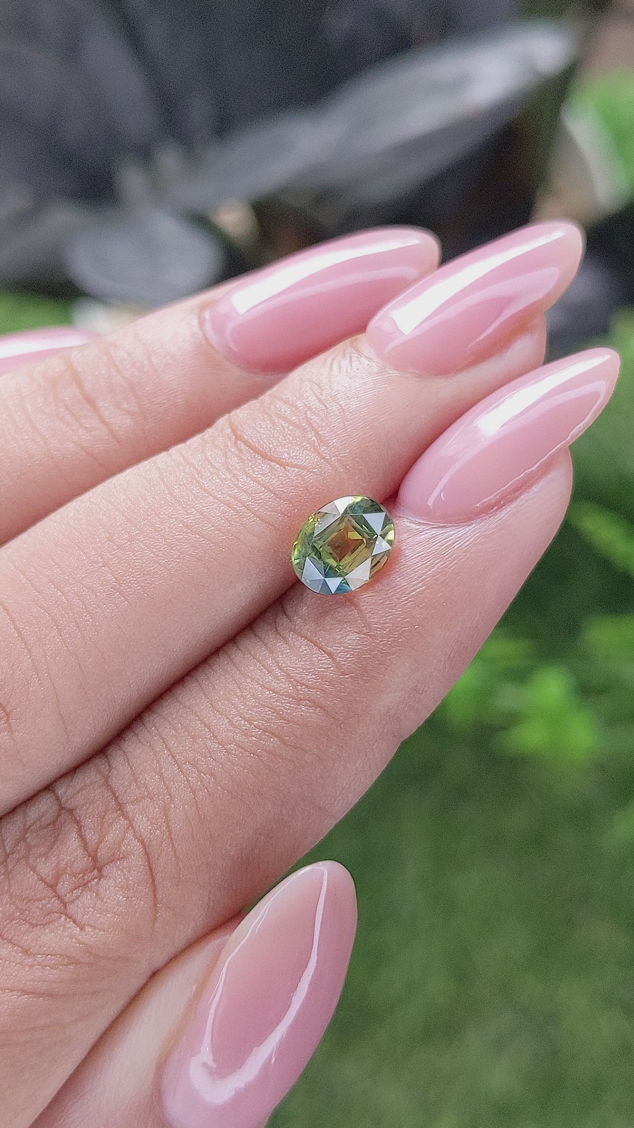 1.57 Ct. Bi Color / Parti Sapphire from Madagascar Size Video