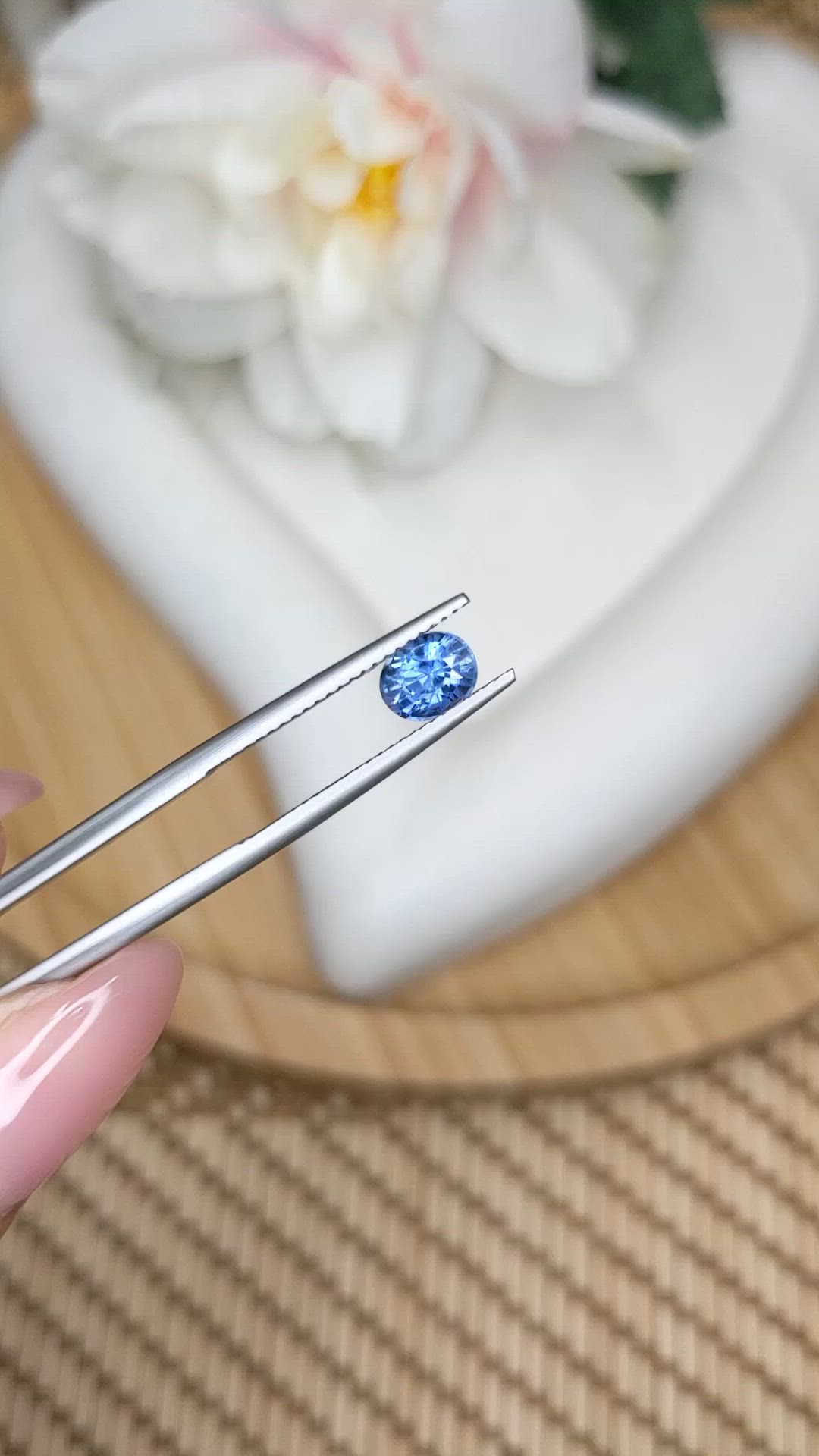 1.06 Ct. Blue Sapphire from Ceylon (Sri Lanka) Size Video