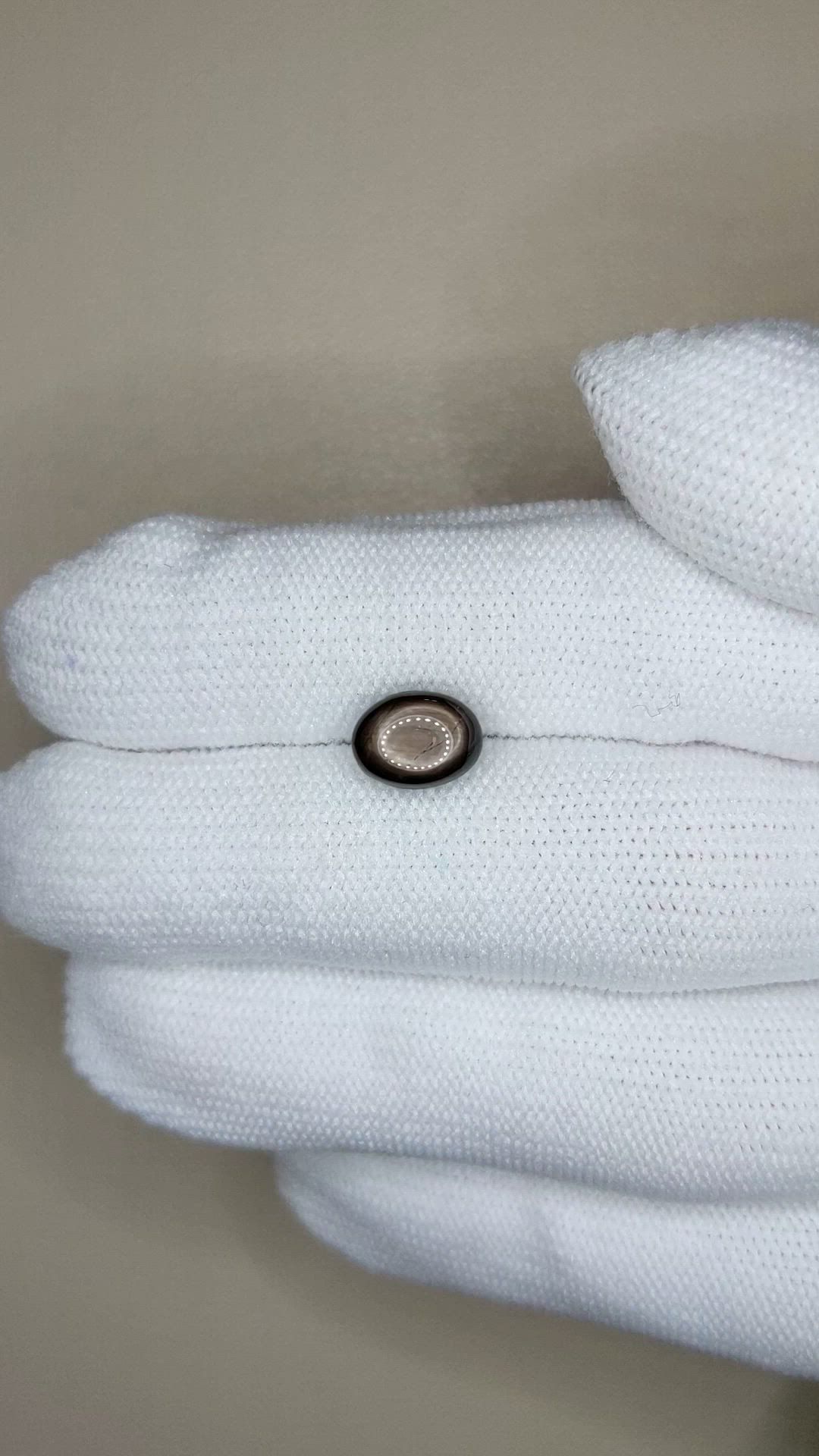 2.96 Ct. Black Star Sapphire from Ceylon (Sri Lanka) Size Video
