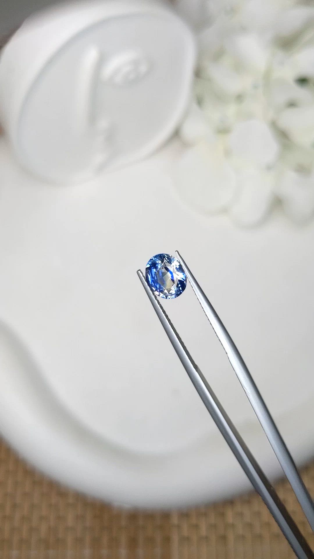 2.04 Ct. Bi Color / Parti Sapphire from Ceylon (Sri Lanka) Size Video