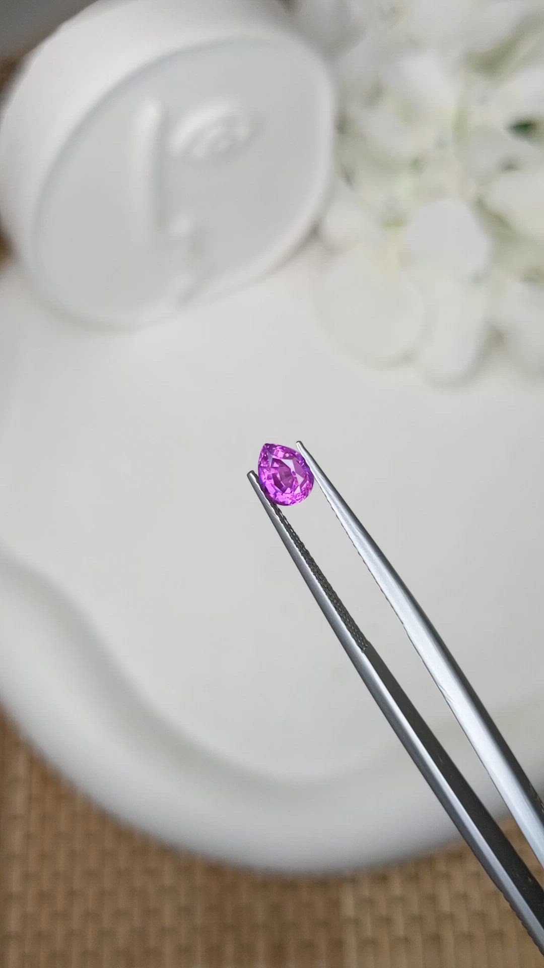 1.07 Ct. Pinkish Purple Sapphire from Ceylon (Sri Lanka) Size Video