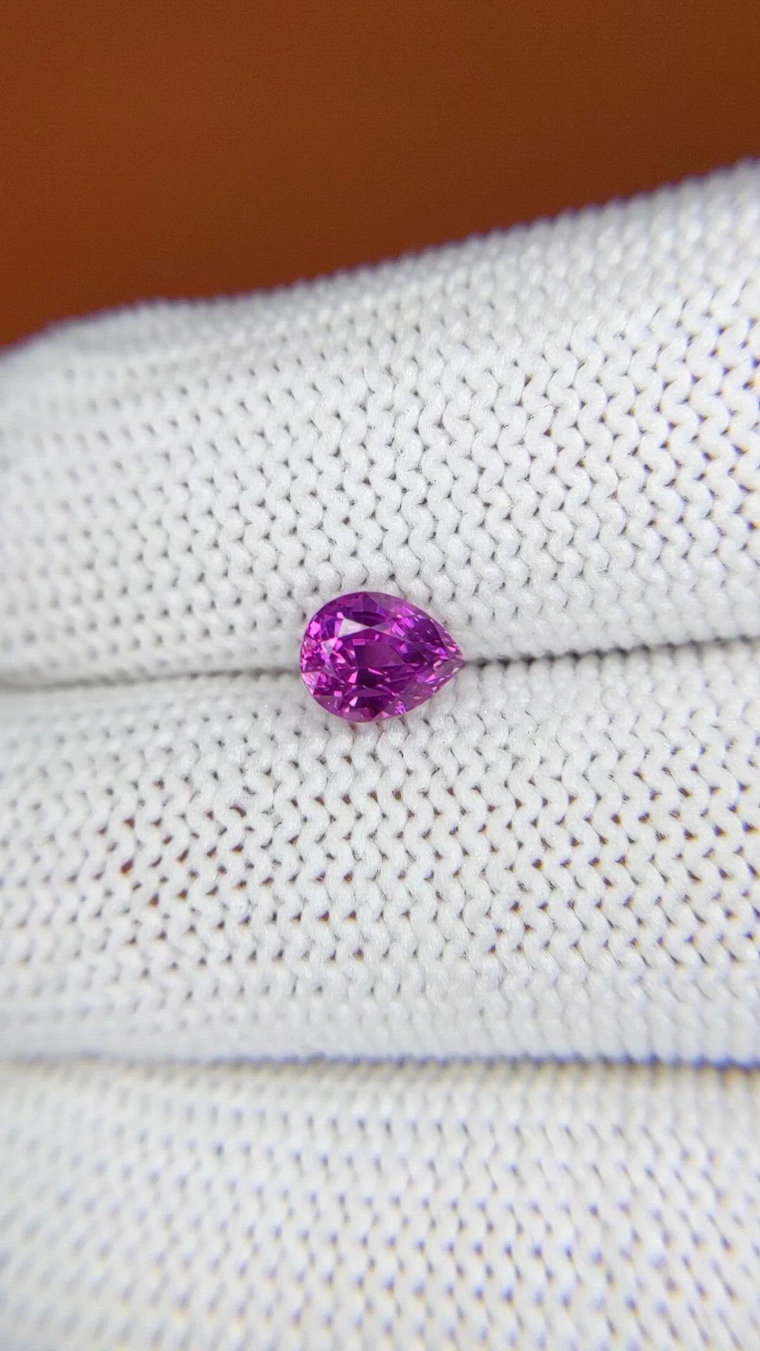 1.07 Ct. Pinkish Purple Sapphire from Ceylon (Sri Lanka) Size Video