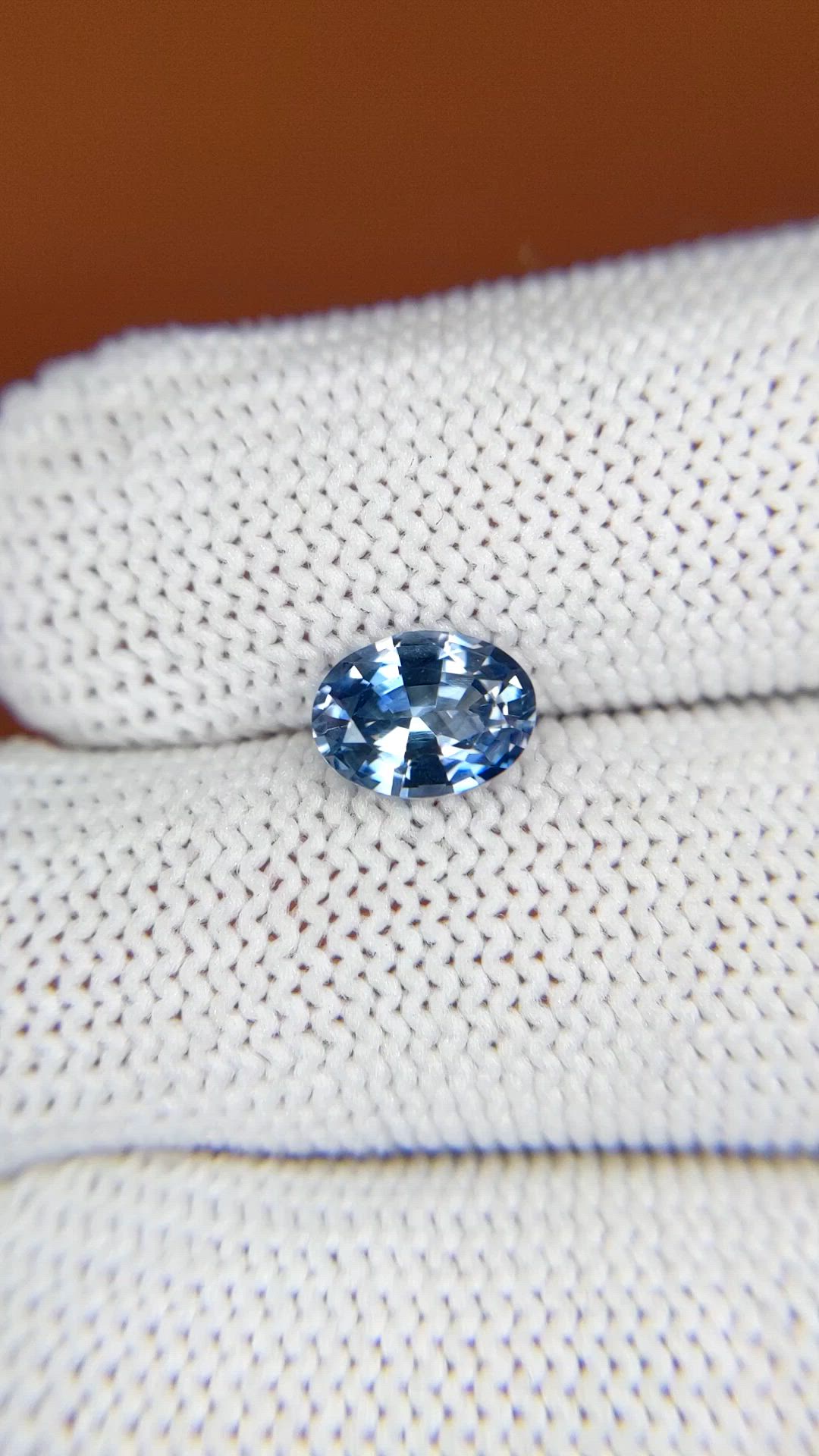 1.42 Ct. Blue Sapphire from Ceylon (Sri Lanka) Size Video
