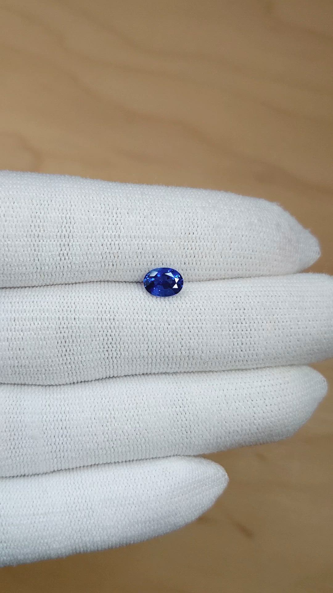 1.14 Ct. Blue Sapphire from Ceylon (Sri Lanka) Size Video