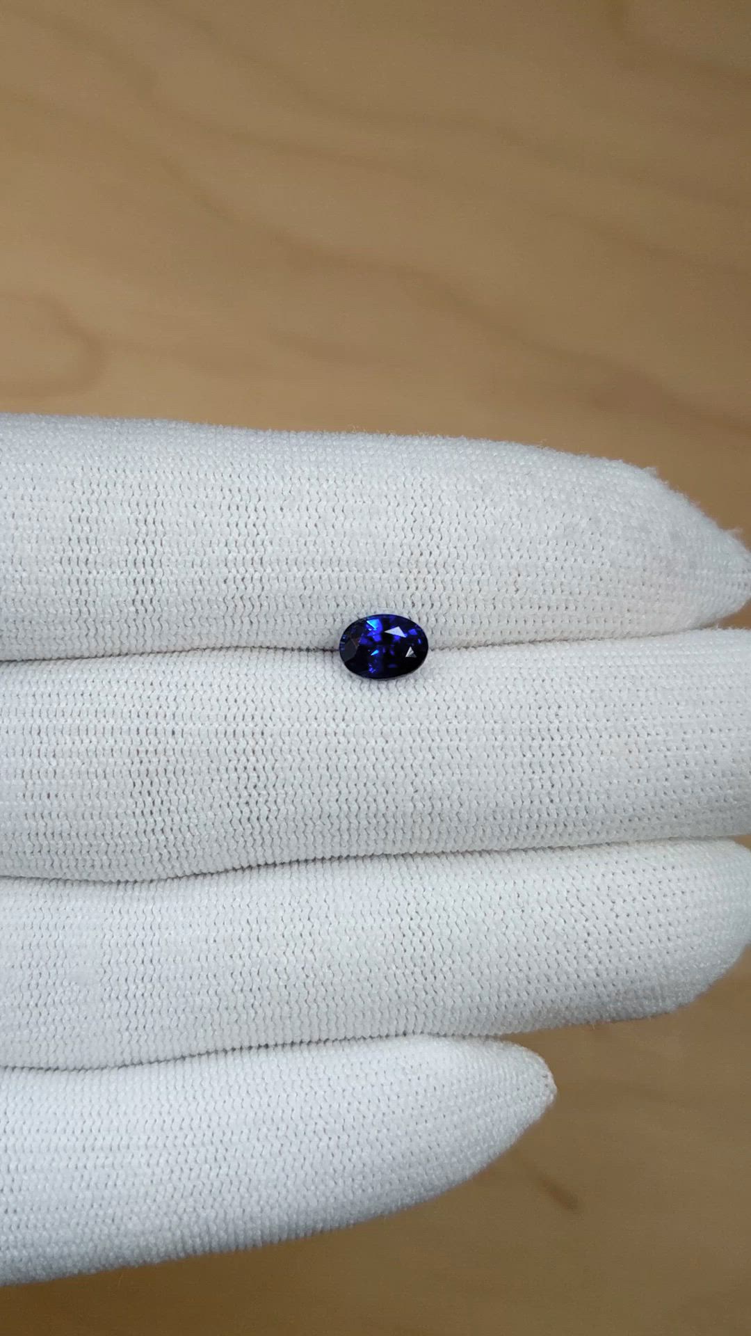 1.19 Ct. Blue Sapphire from Ceylon (Sri Lanka) Size Video