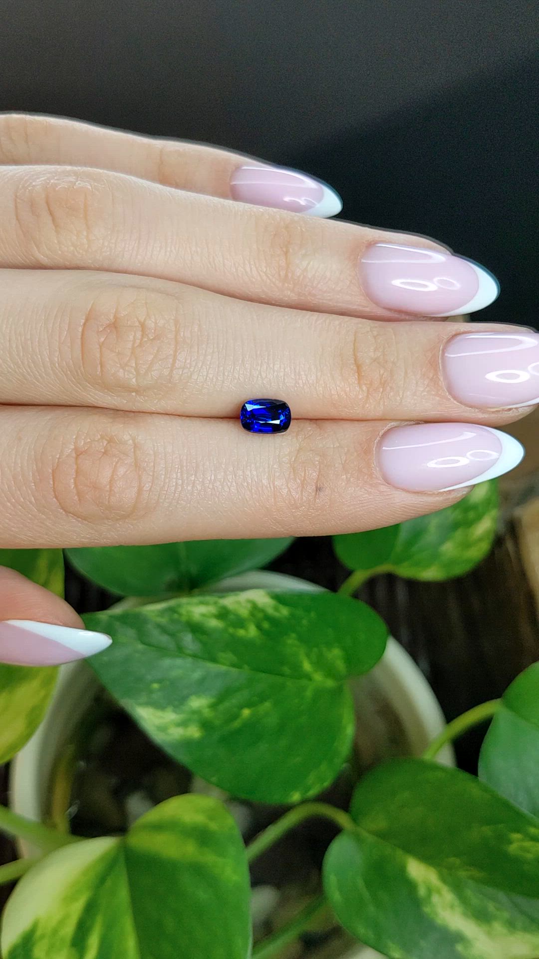 1.38 Ct. Blue Sapphire from Ceylon (Sri Lanka) Size Video