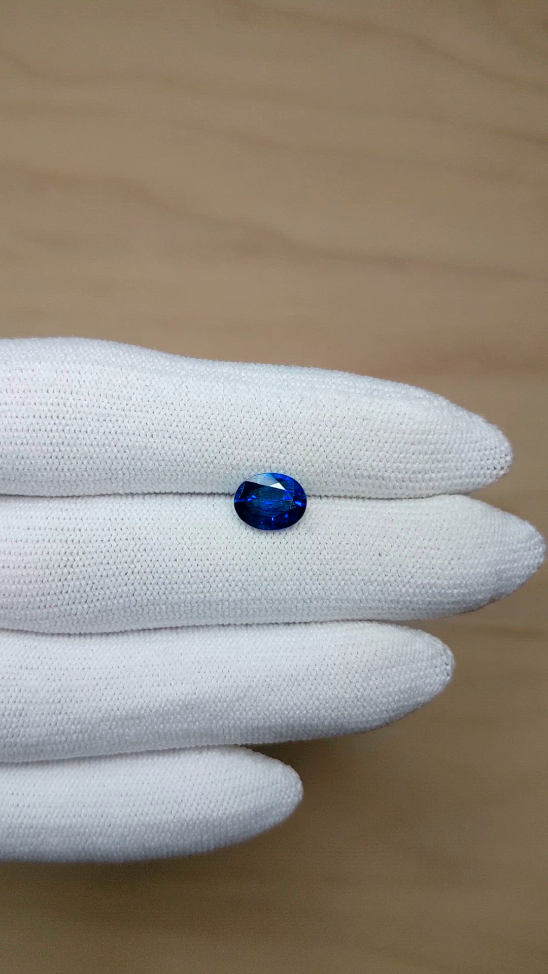 1.74 Ct. Blue Sapphire from Ceylon (Sri Lanka) Size Video