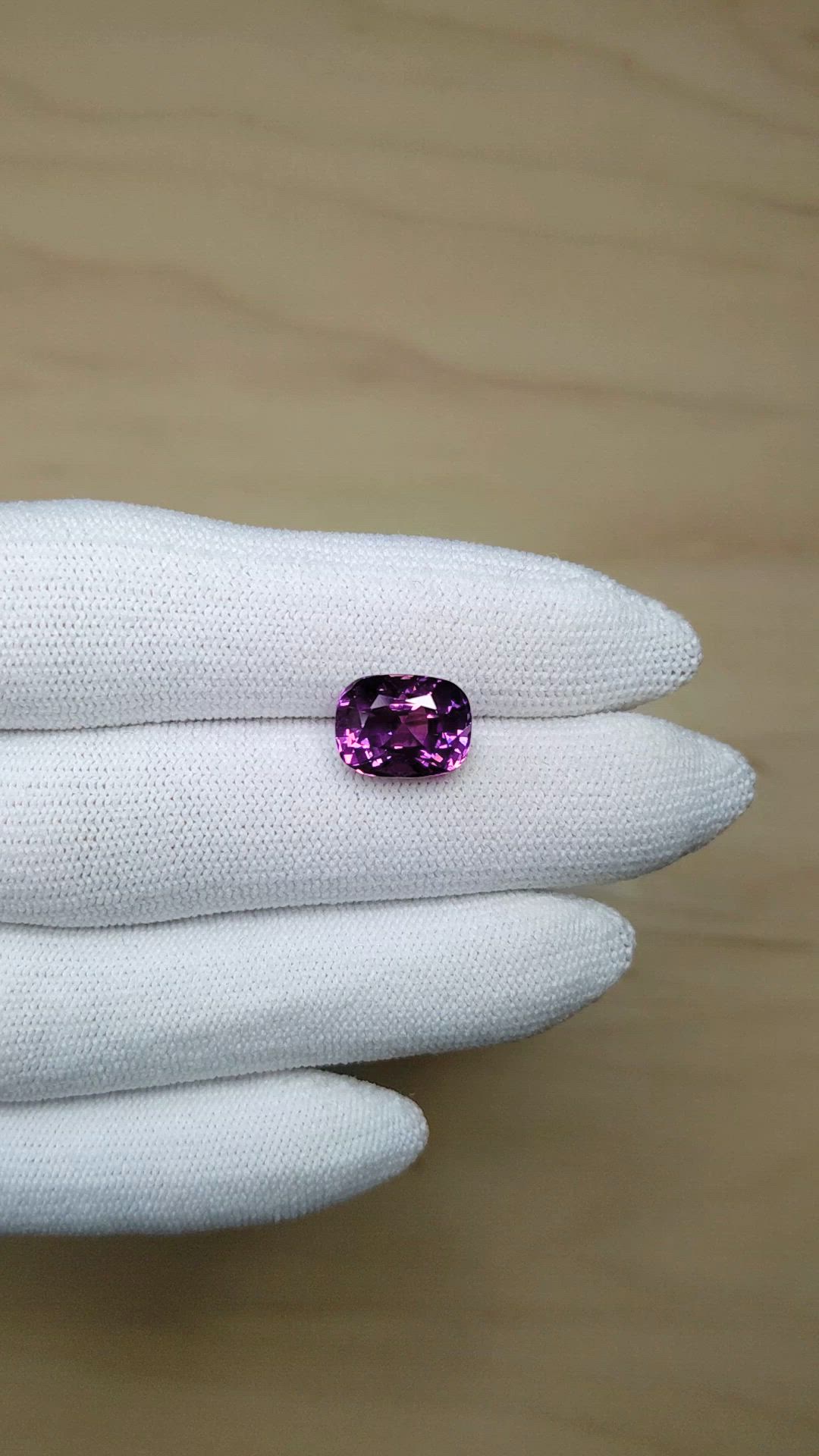 6.40 Ct. Pinkish Purple Sapphire from Madagascar Size Video