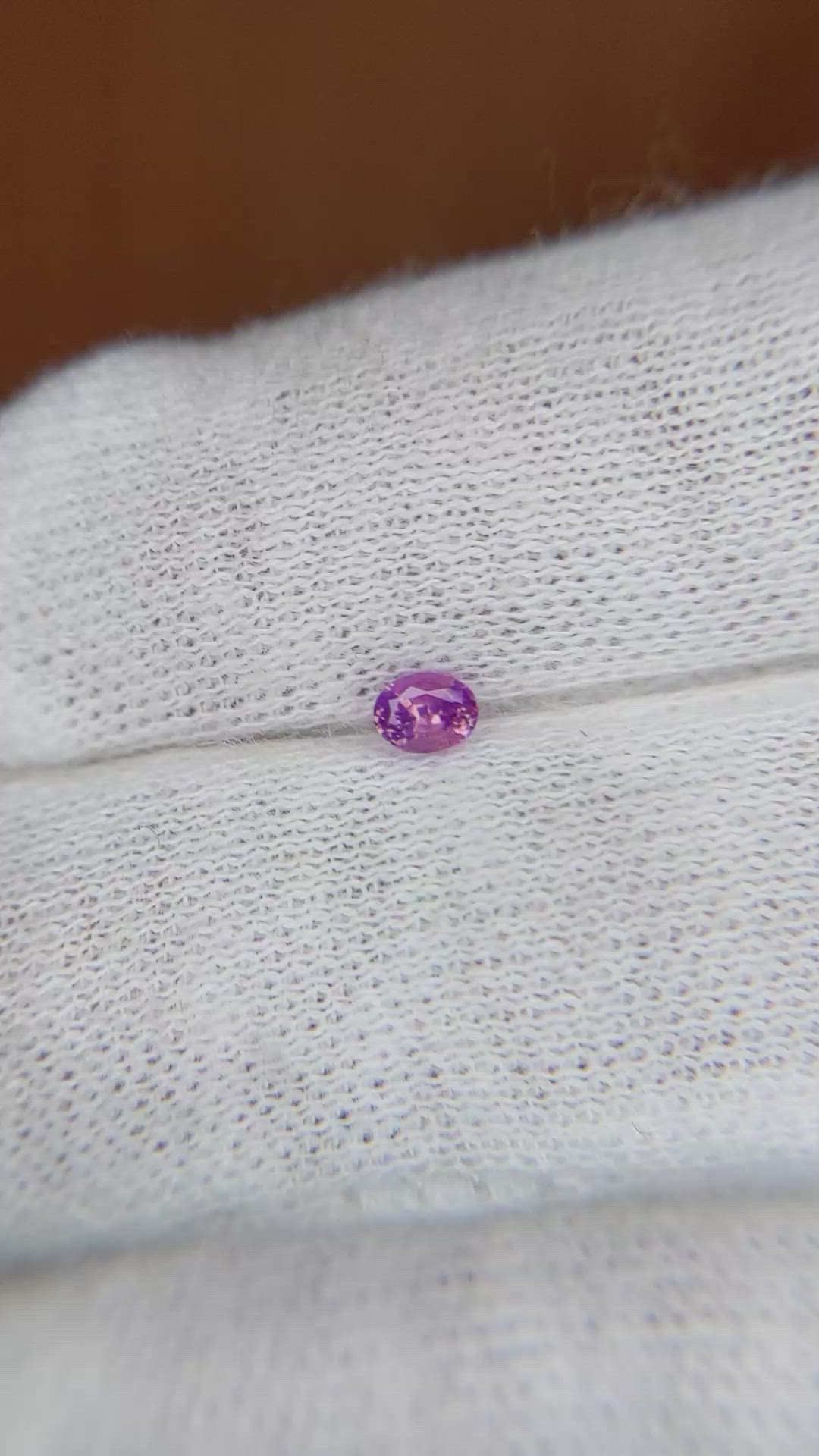 0.21 Ct. Pink Sapphire from Ceylon (Sri Lanka) Size Video