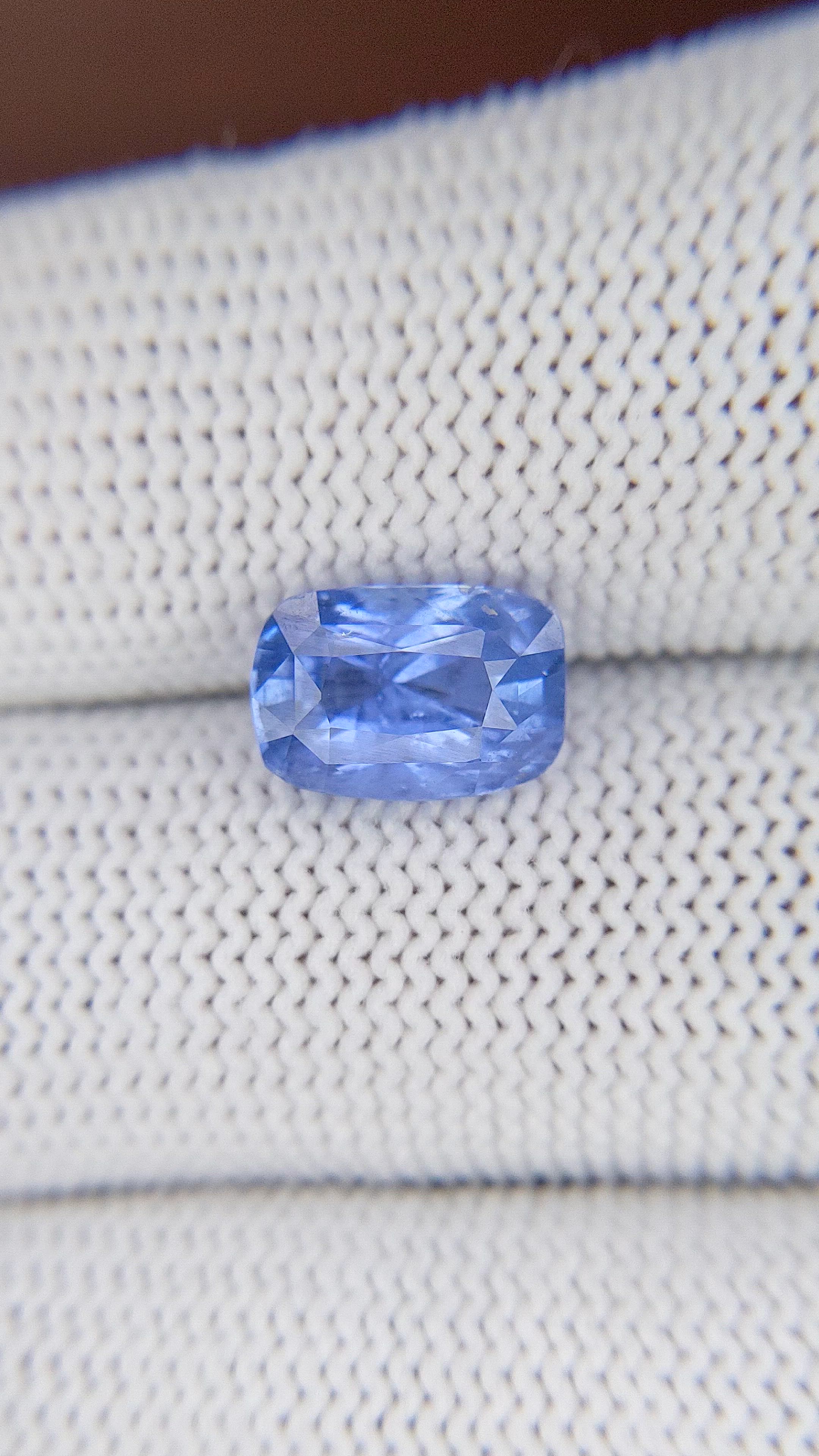 4.12 Ct. Blue Sapphire from Ceylon (Sri Lanka) Size Video