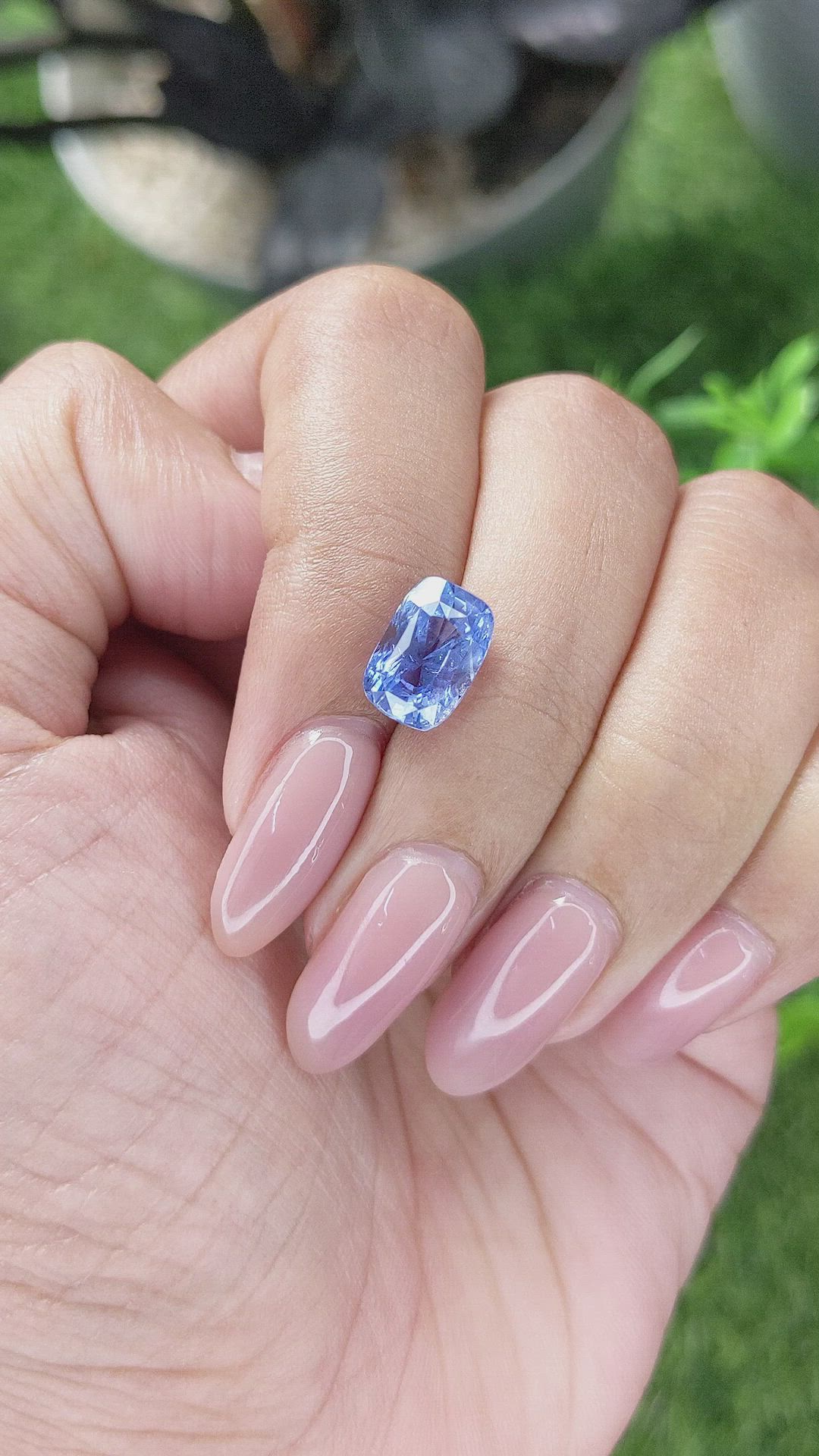 4.12 Ct. Blue Sapphire from Ceylon (Sri Lanka) Size Video