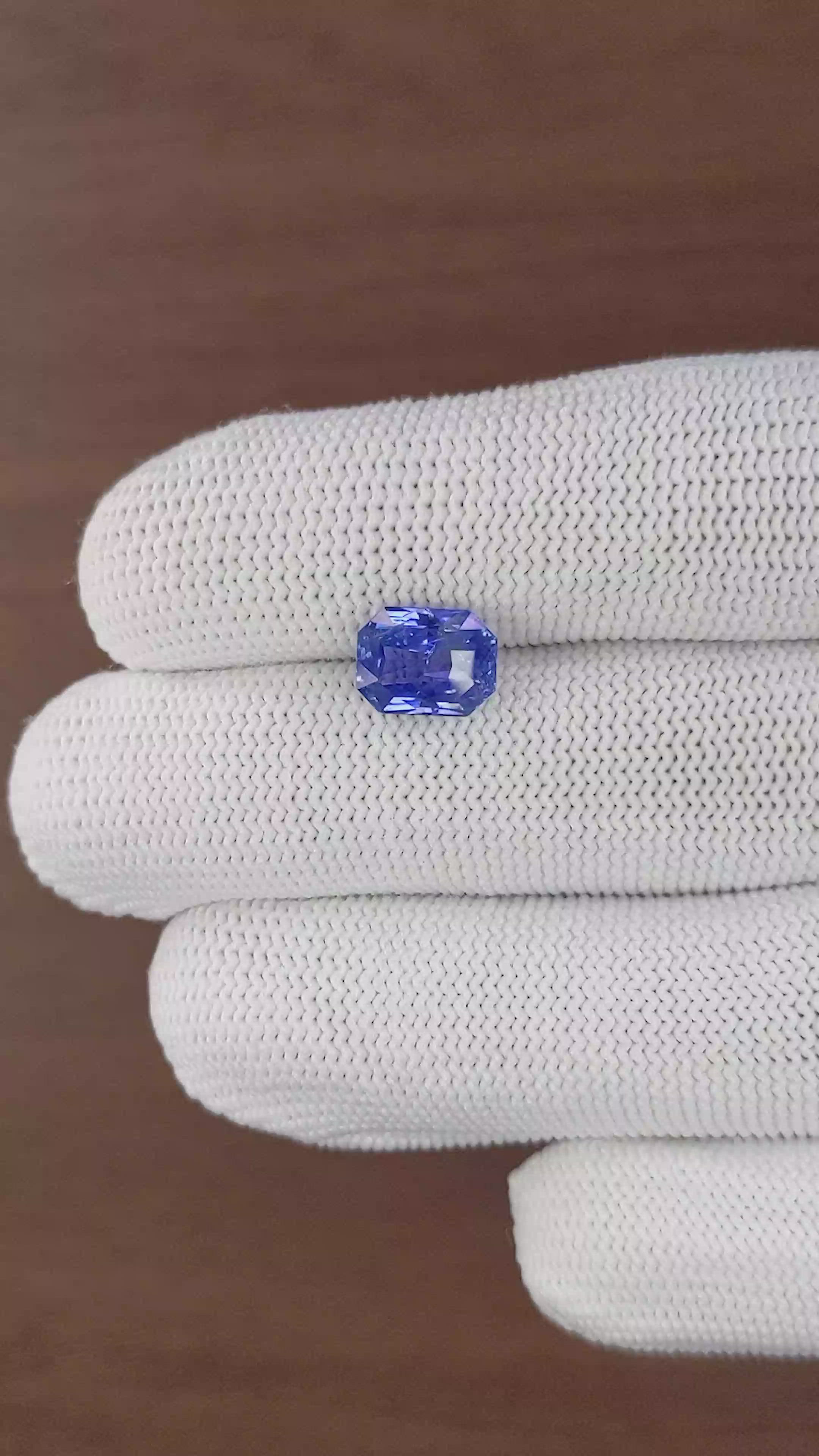 3.12 Ct. Blue Sapphire from Ceylon (Sri Lanka) Size Video