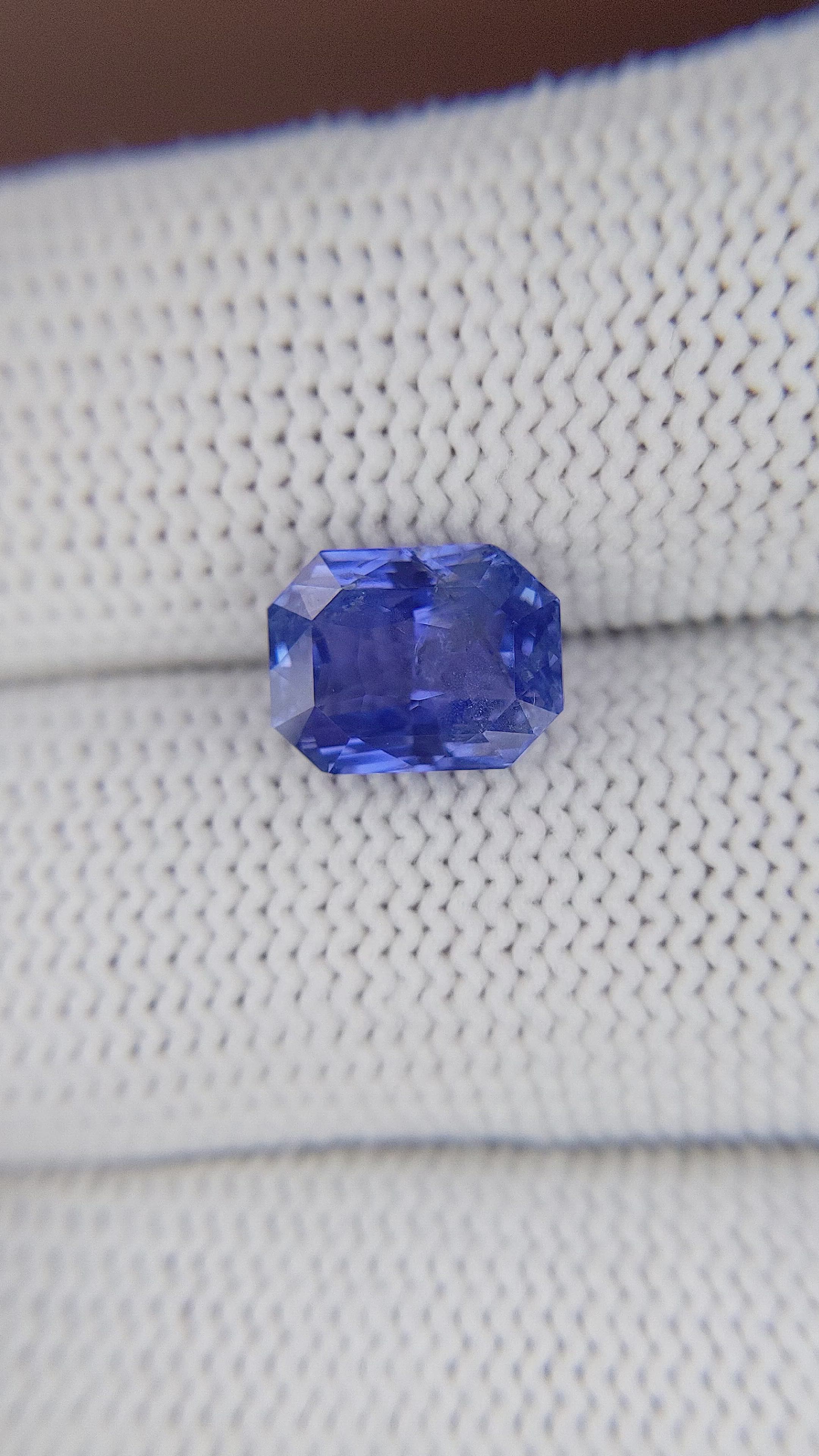 3.12 Ct. Blue Sapphire from Ceylon (Sri Lanka) Size Video