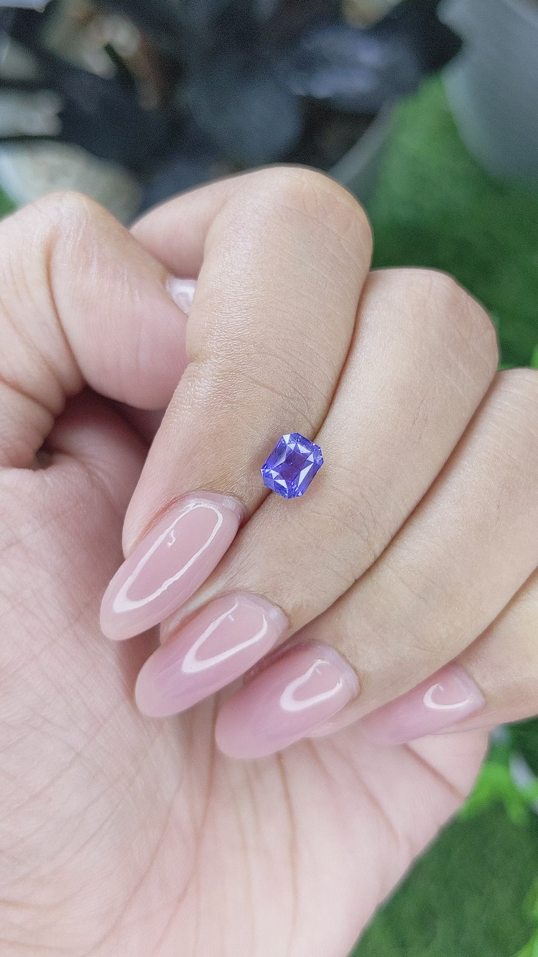 1.16 Ct. Bluish Purple Sapphire from Ceylon (Sri Lanka) Size Video