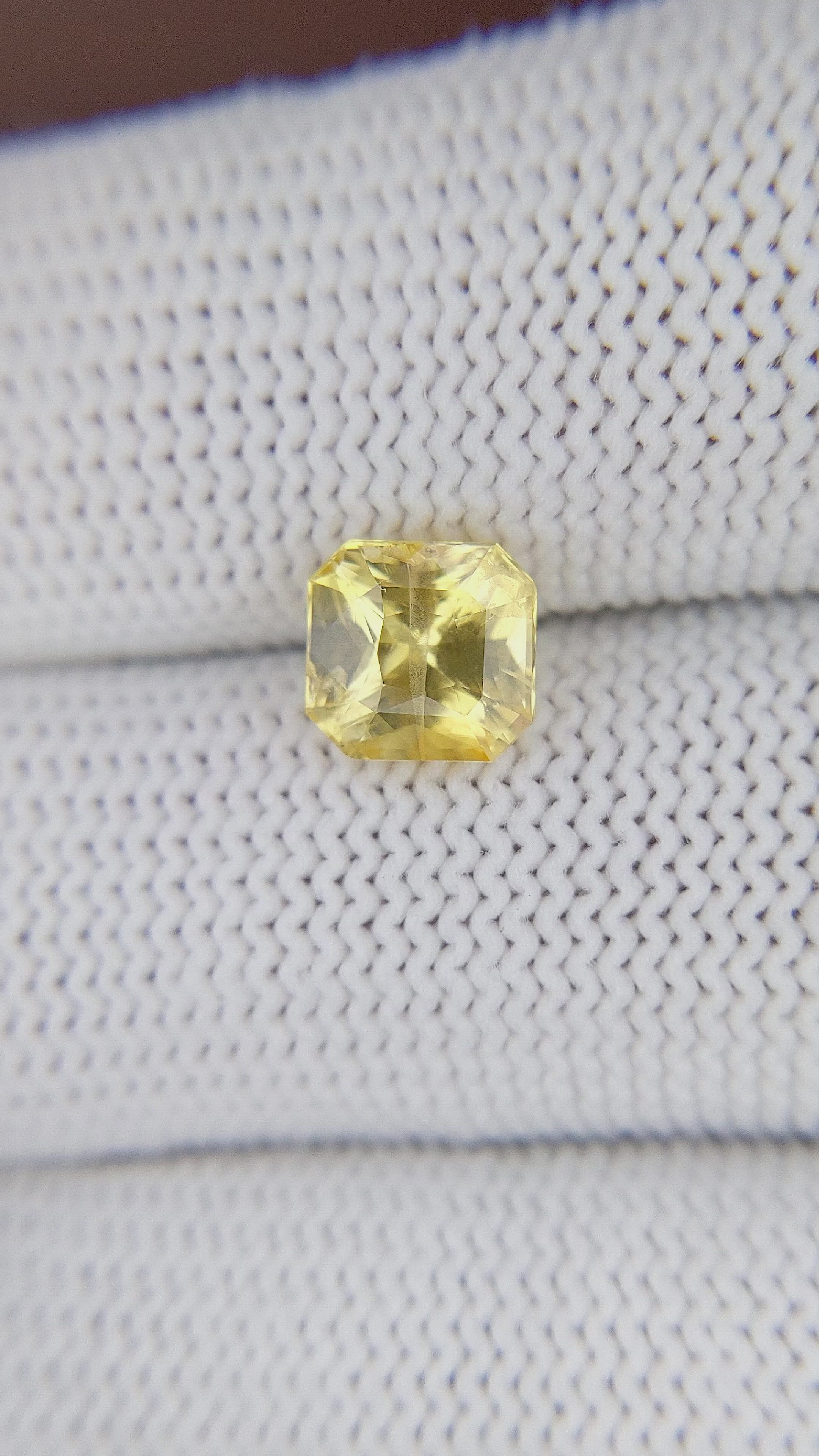 2.12 Ct. Yellow Sapphire from Ceylon (Sri Lanka) Size Video