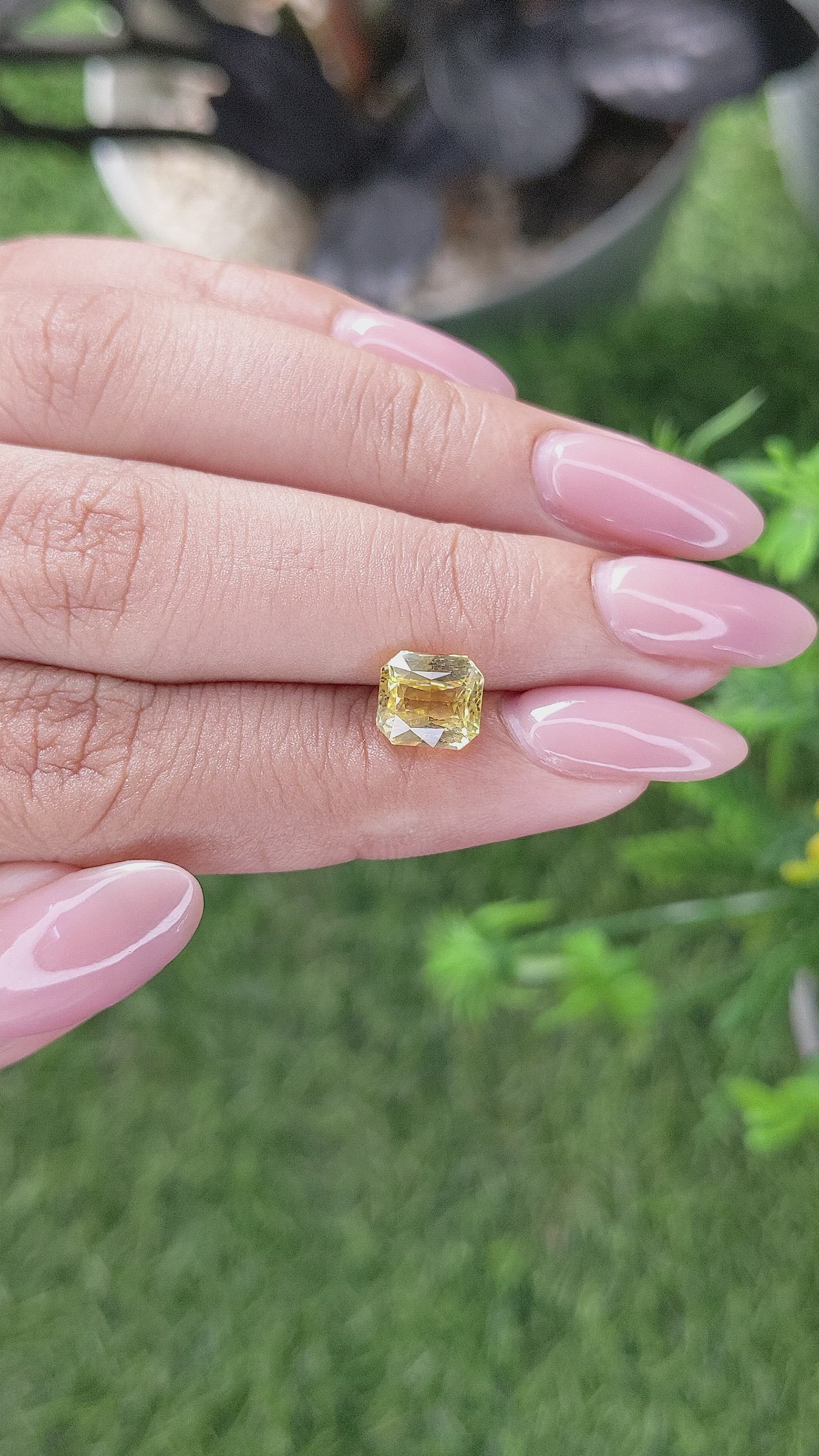2.65 Ct. Yellow Sapphire from Ceylon (Sri Lanka) Size Video
