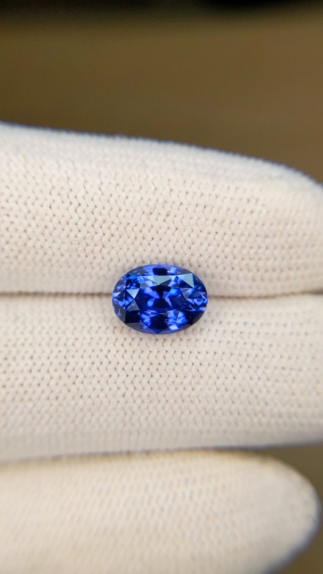 2.64 Ct. Blue Sapphire from Ceylon (Sri Lanka) Size Video