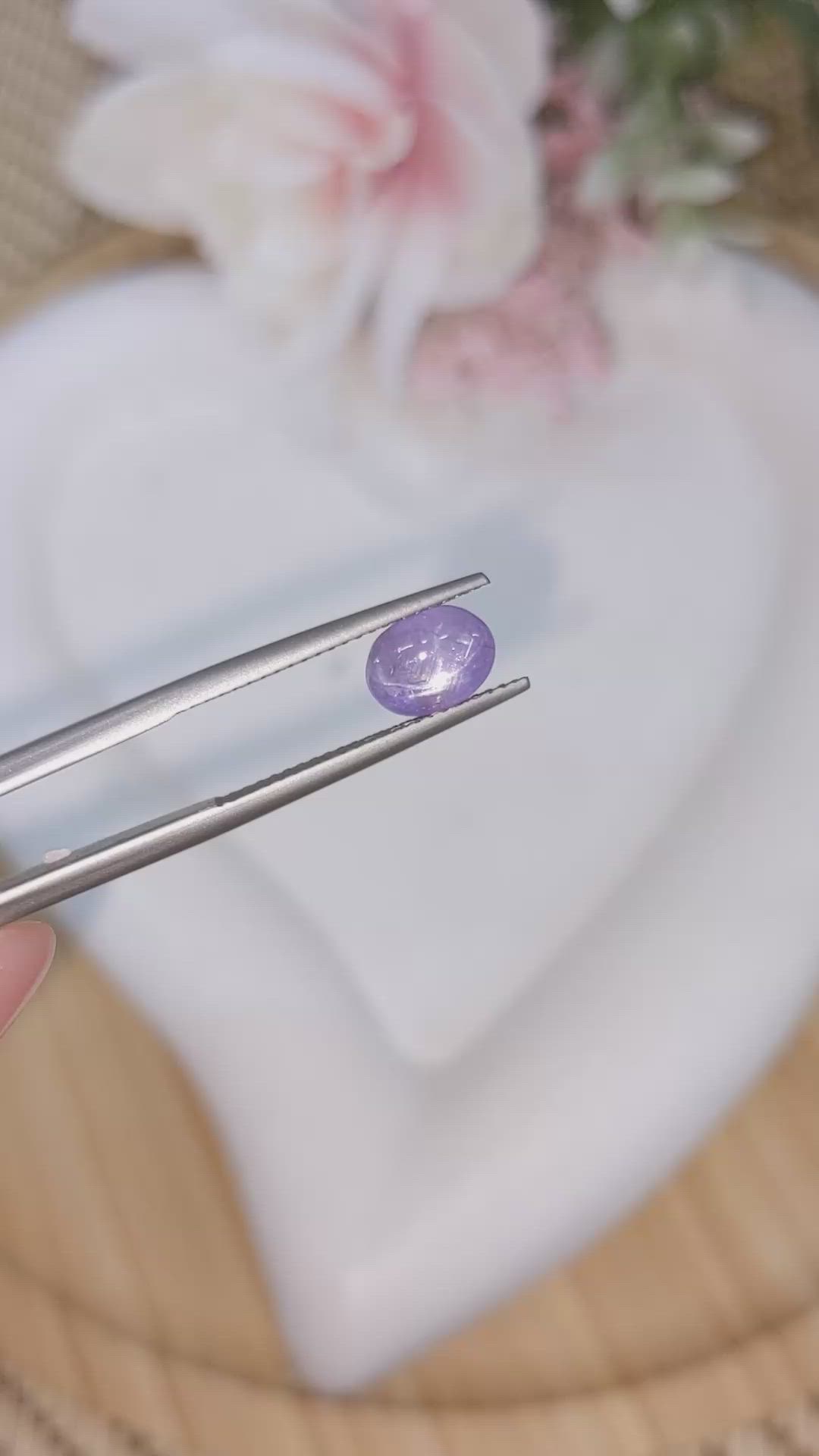 2.05 Ct. Bluish Purple Star Sapphire from Ceylon (Sri Lanka) Size Video