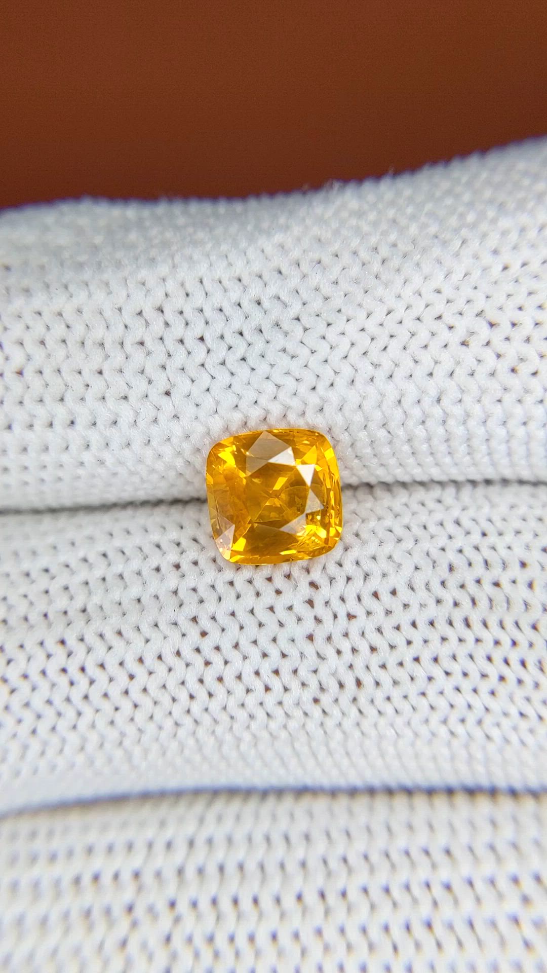 1.95 Ct. Yellow Sapphire from Ceylon (Sri Lanka) Size Video