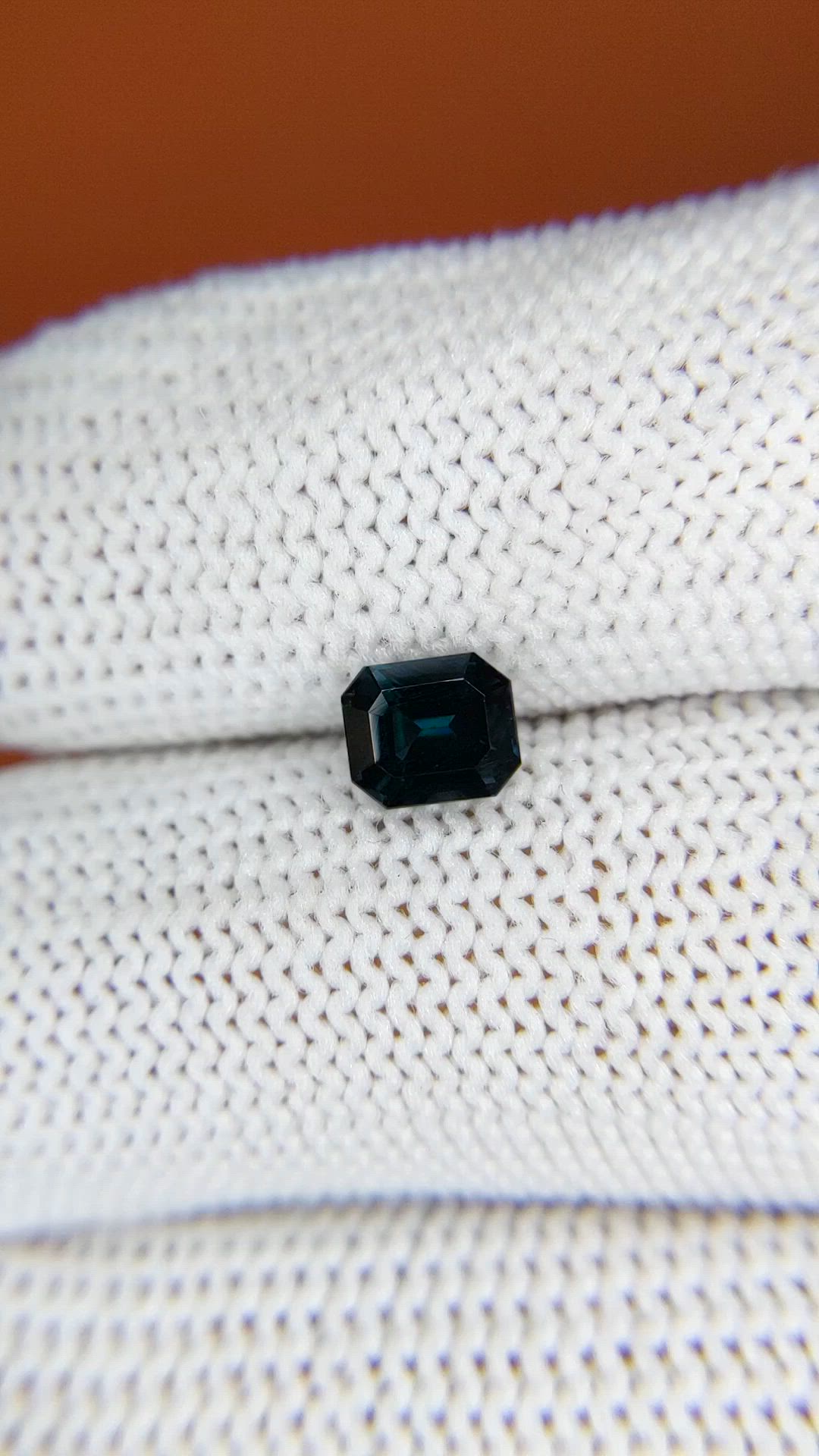 1.06 Ct. Greenish Blue Sapphire from Ceylon (Sri Lanka) Size Video