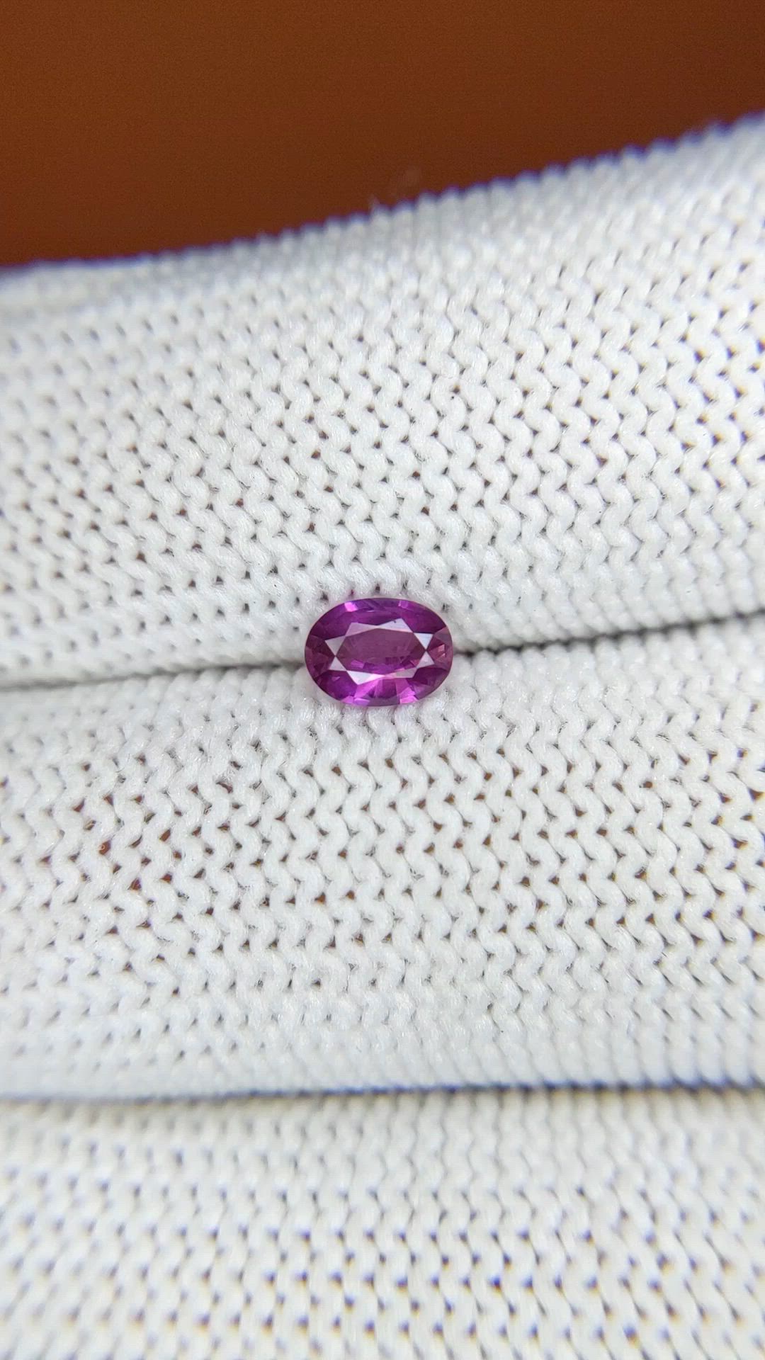 0.40 Ct. Pinkish Purple Sapphire from Ceylon (Sri Lanka) Size Video
