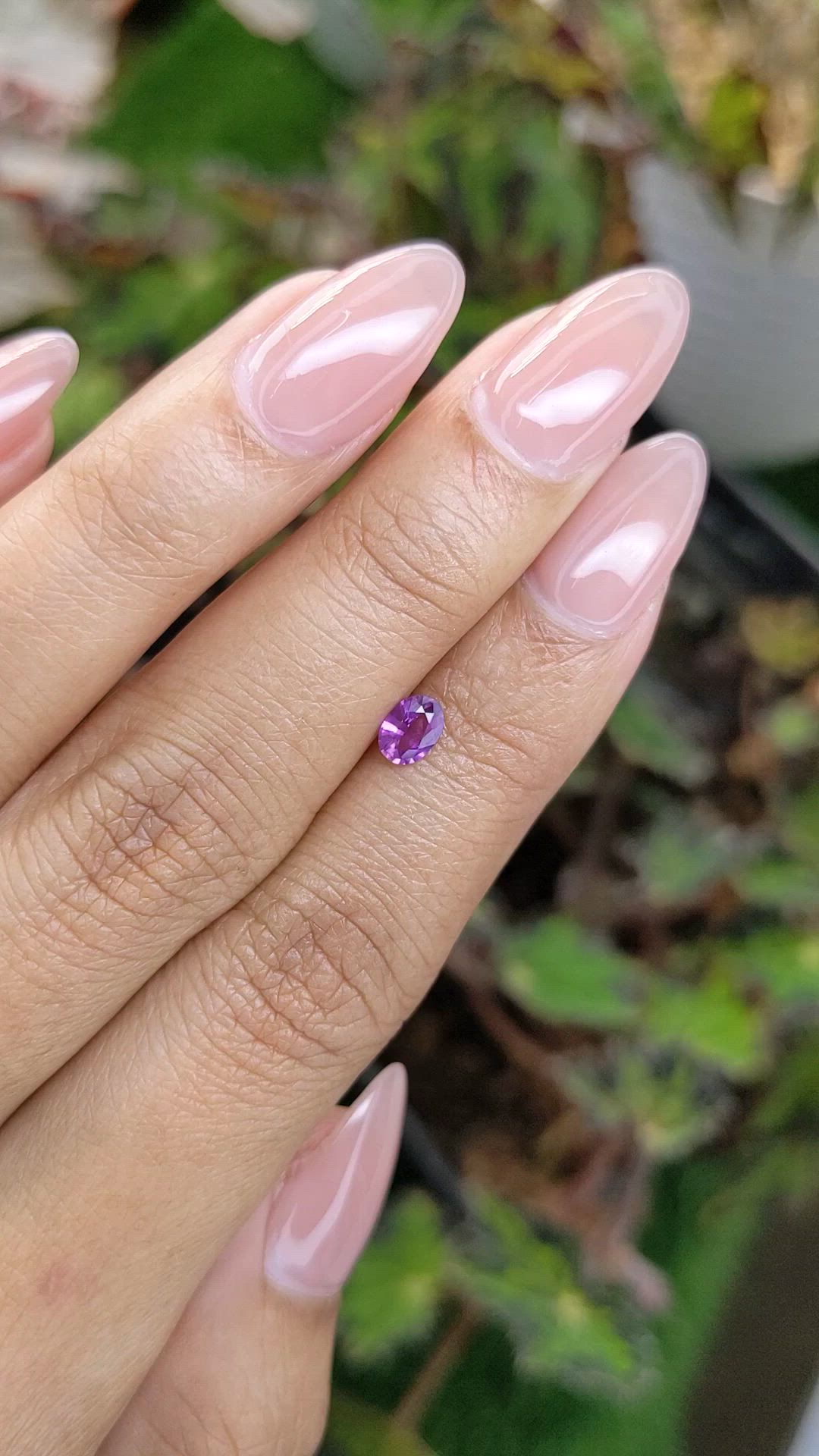 0.40 Ct. Pinkish Purple Sapphire from Ceylon (Sri Lanka) Size Video