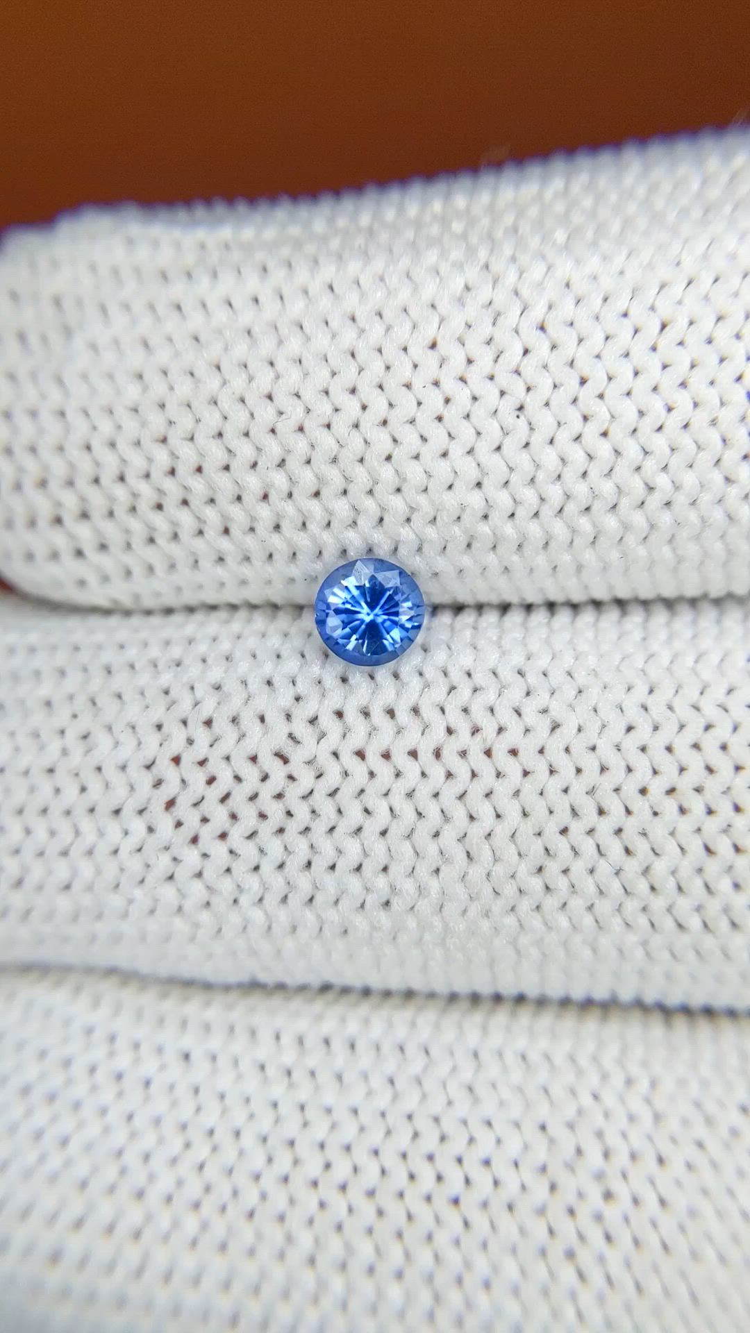 0.35 Ct. Blue Sapphire from Ceylon (Sri Lanka) Size Video