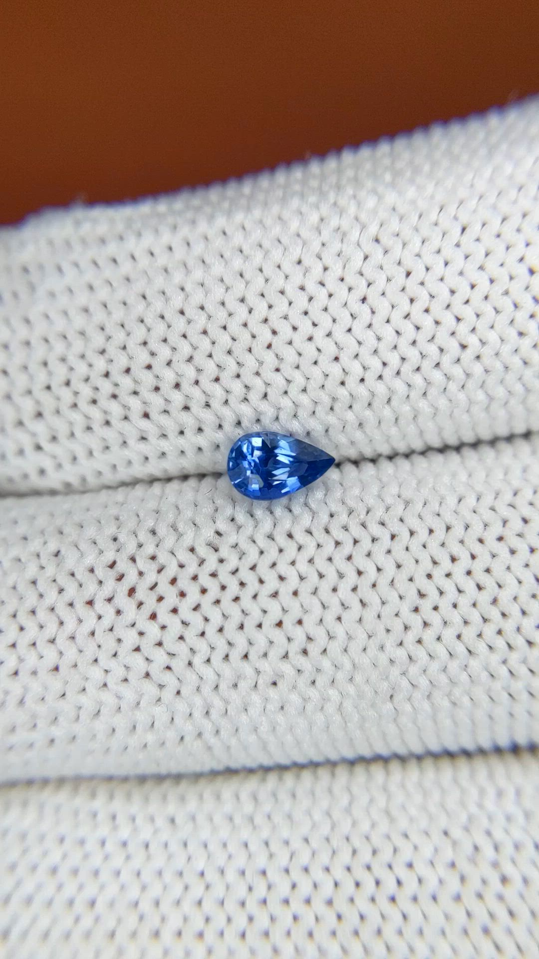 0.47 Ct. Blue Sapphire from Ceylon (Sri Lanka) Size Video