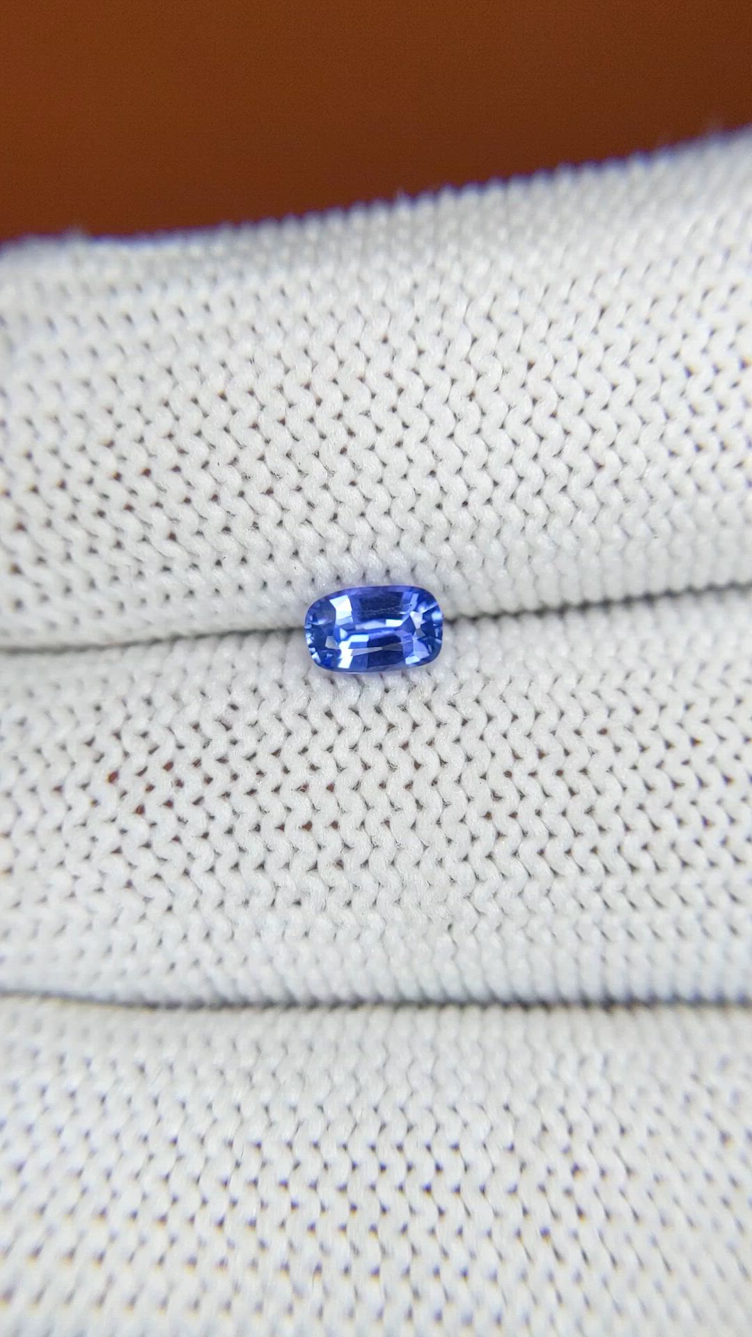 0.45 Ct. Blue Sapphire from Ceylon (Sri Lanka) Size Video