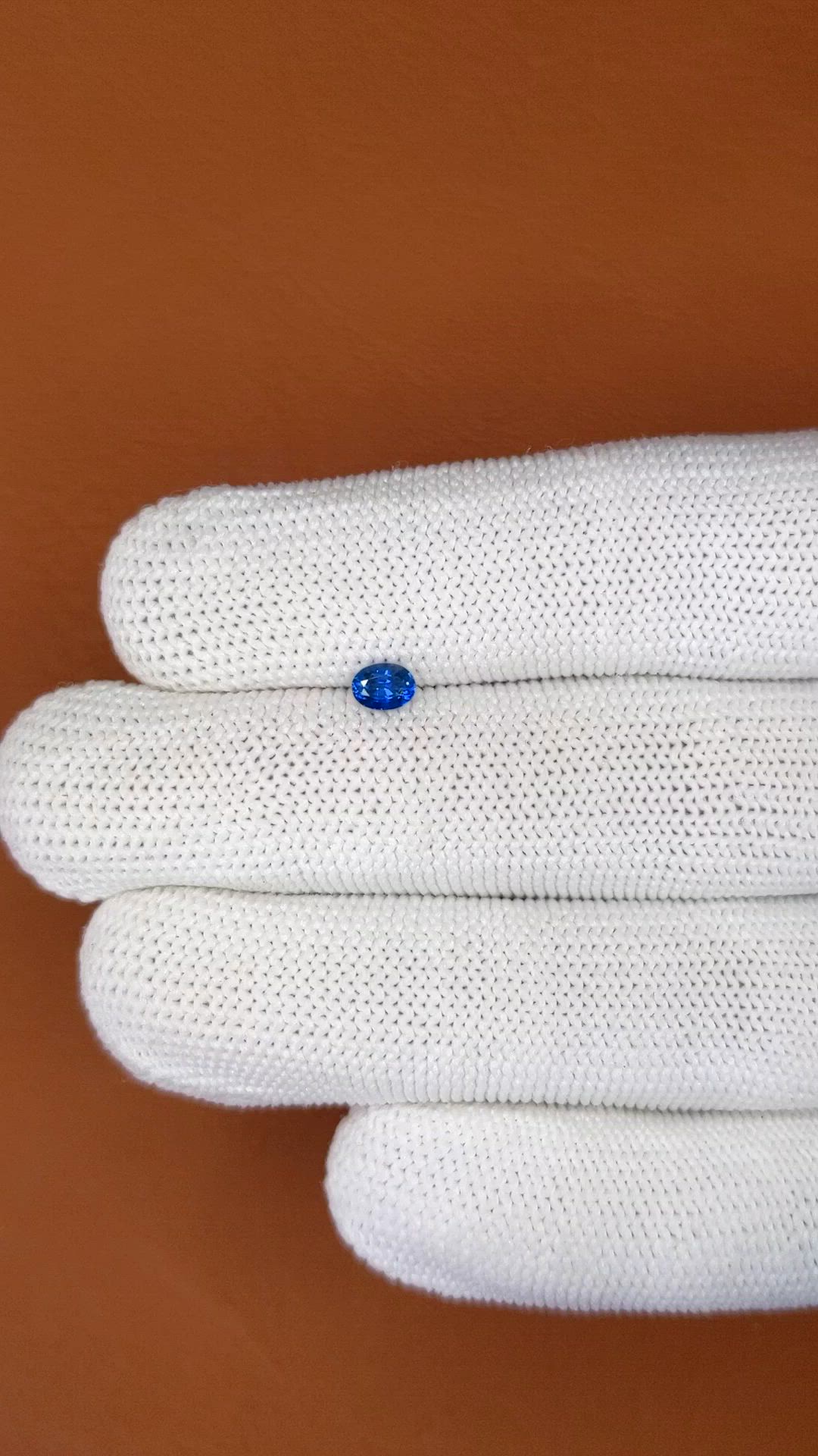 0.39 Ct. Blue Sapphire from Ceylon (Sri Lanka) Size Video