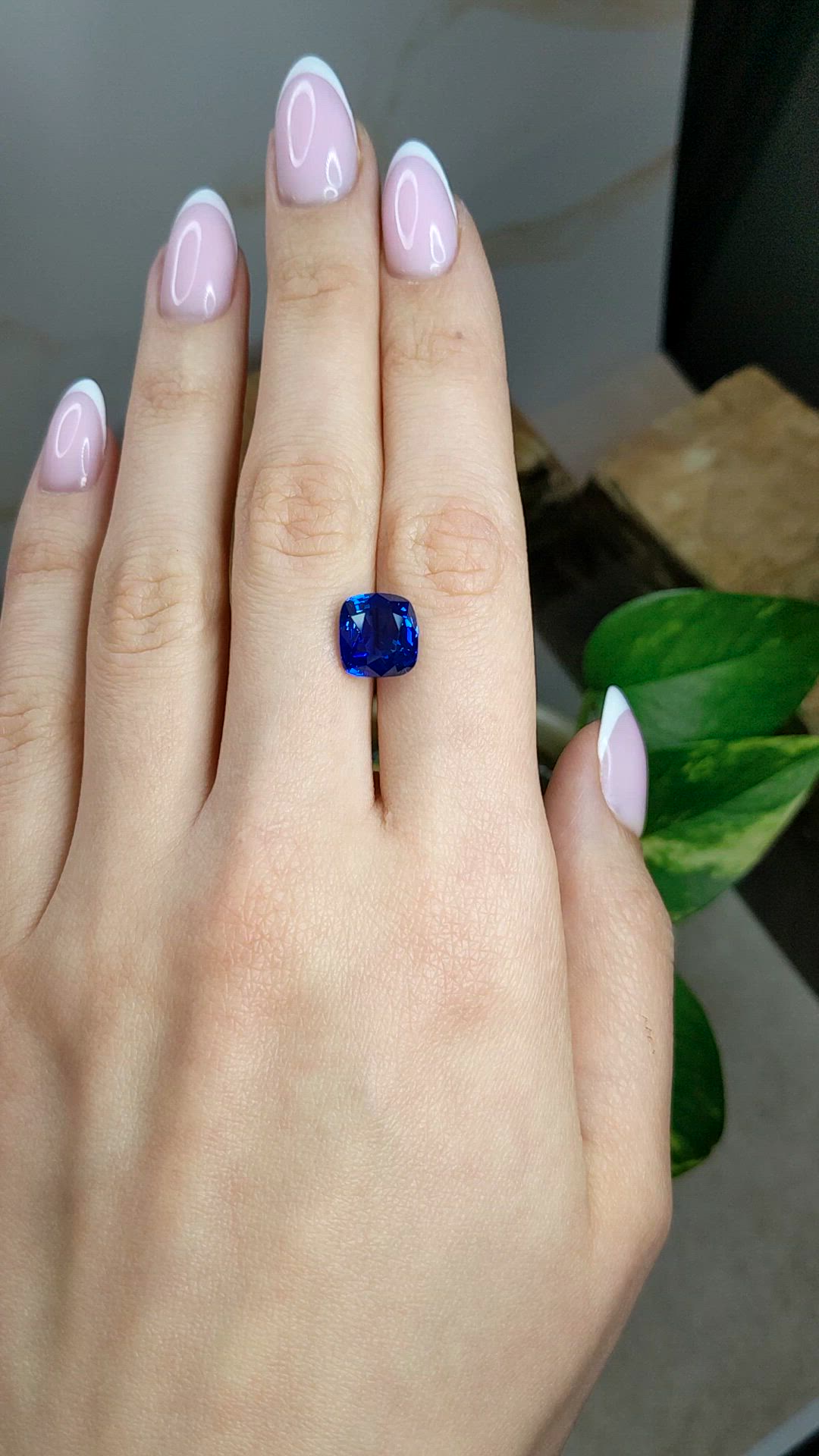 6.12 Ct. Blue Sapphire from Ceylon (Sri Lanka) Size Video
