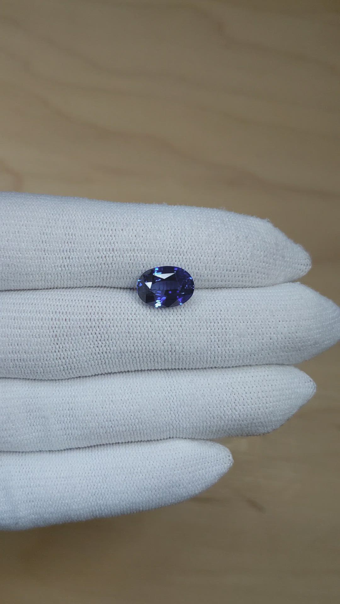 5.02 Ct. Blue Sapphire from Ceylon (Sri Lanka) Size Video