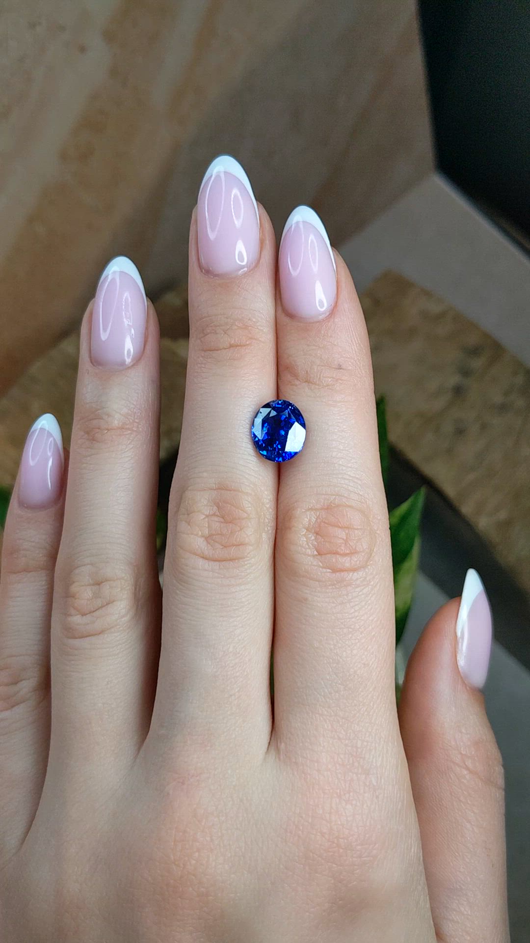 5.01 Ct. Blue Sapphire from Ceylon (Sri Lanka) Size Video
