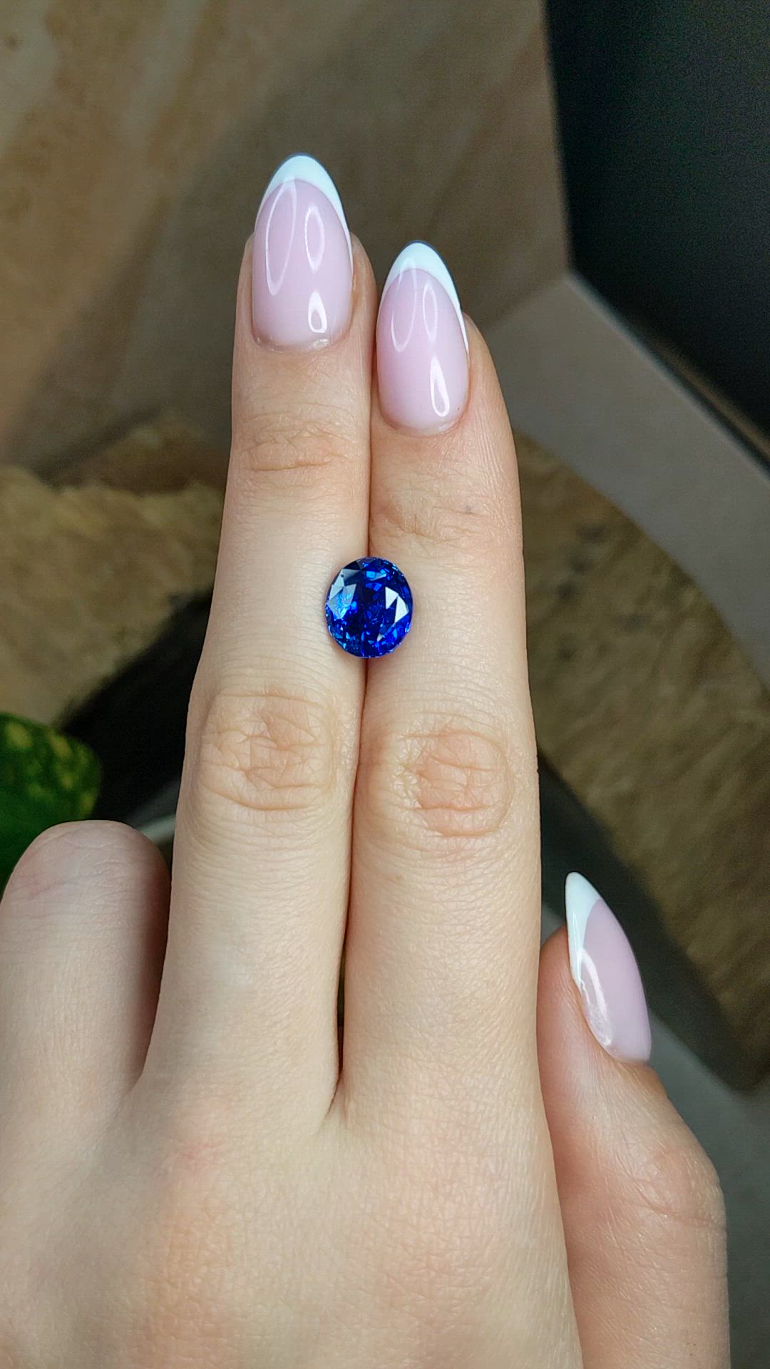5.01 Ct. Blue Sapphire from Ceylon (Sri Lanka) Size Video