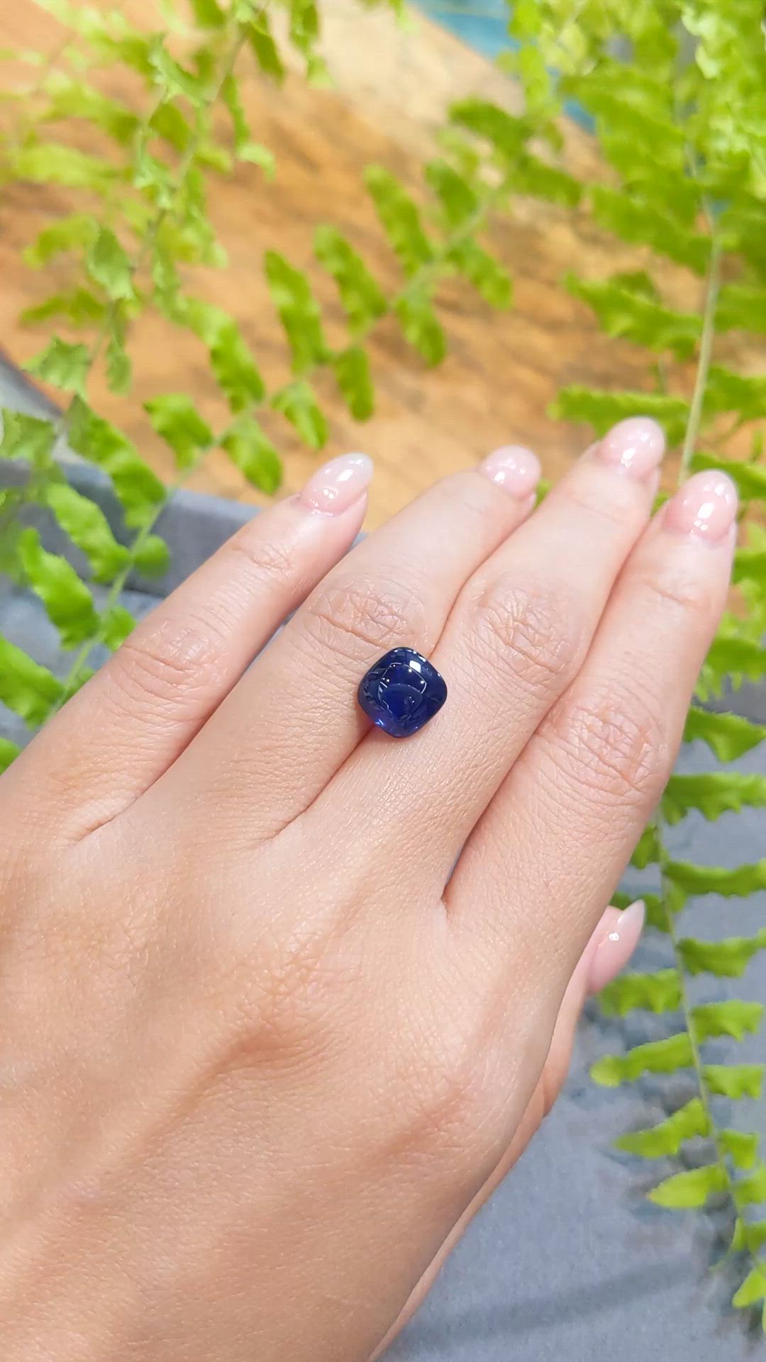 4.65 Ct. Blue Cabochon Sapphire from Ceylon (Sri Lanka) Size Video