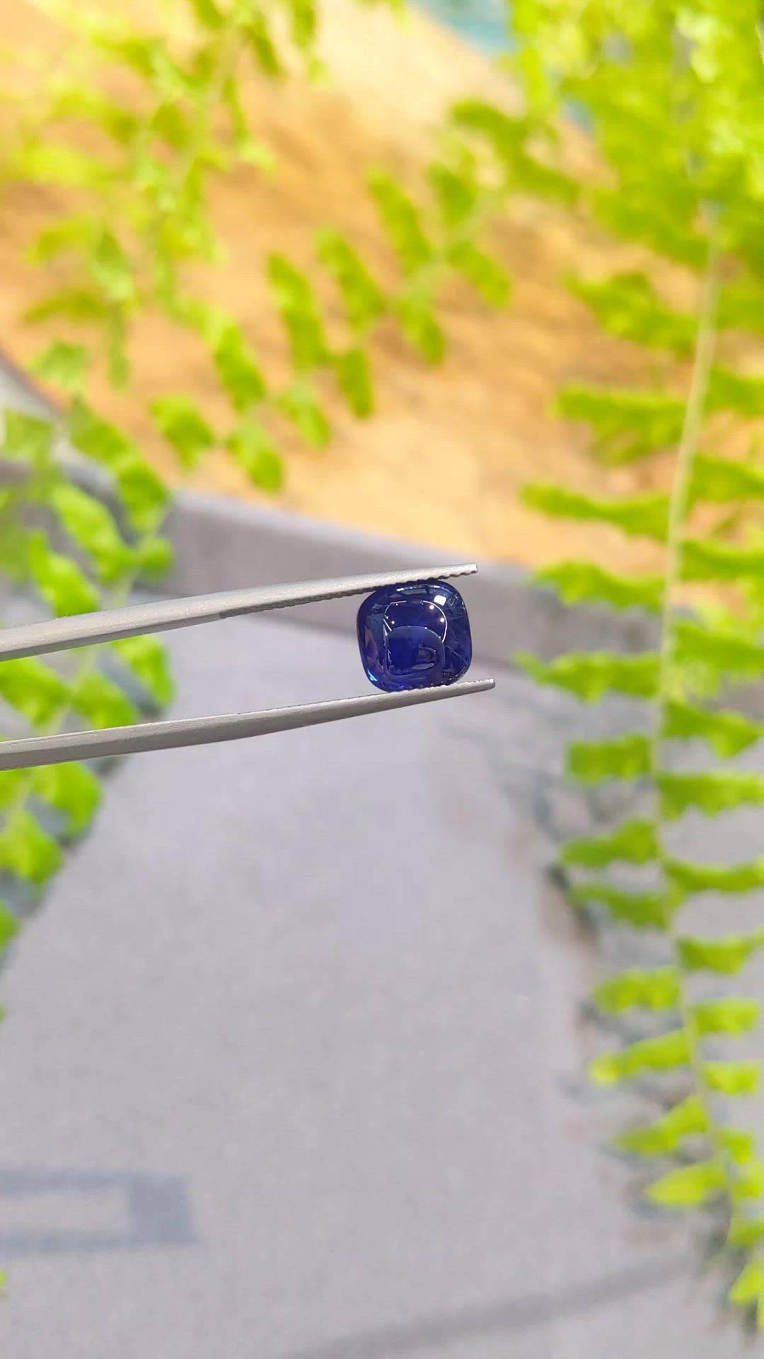 4.65 Ct. Blue Cabochon Sapphire from Ceylon (Sri Lanka) Size Video