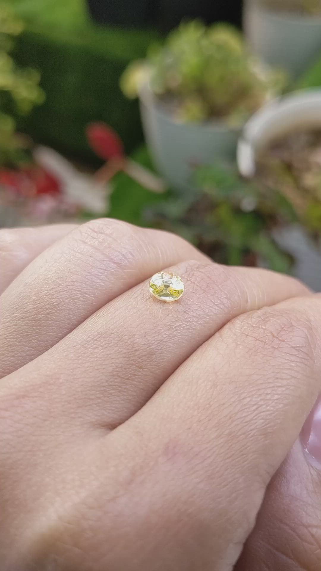 0.88 Ct. Yellow Sapphire from Ceylon (Sri Lanka) Size Video