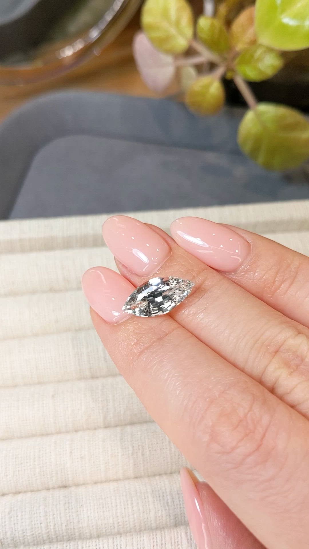 3.90 Ct. White Sapphire from Ceylon (Sri Lanka) Size Video